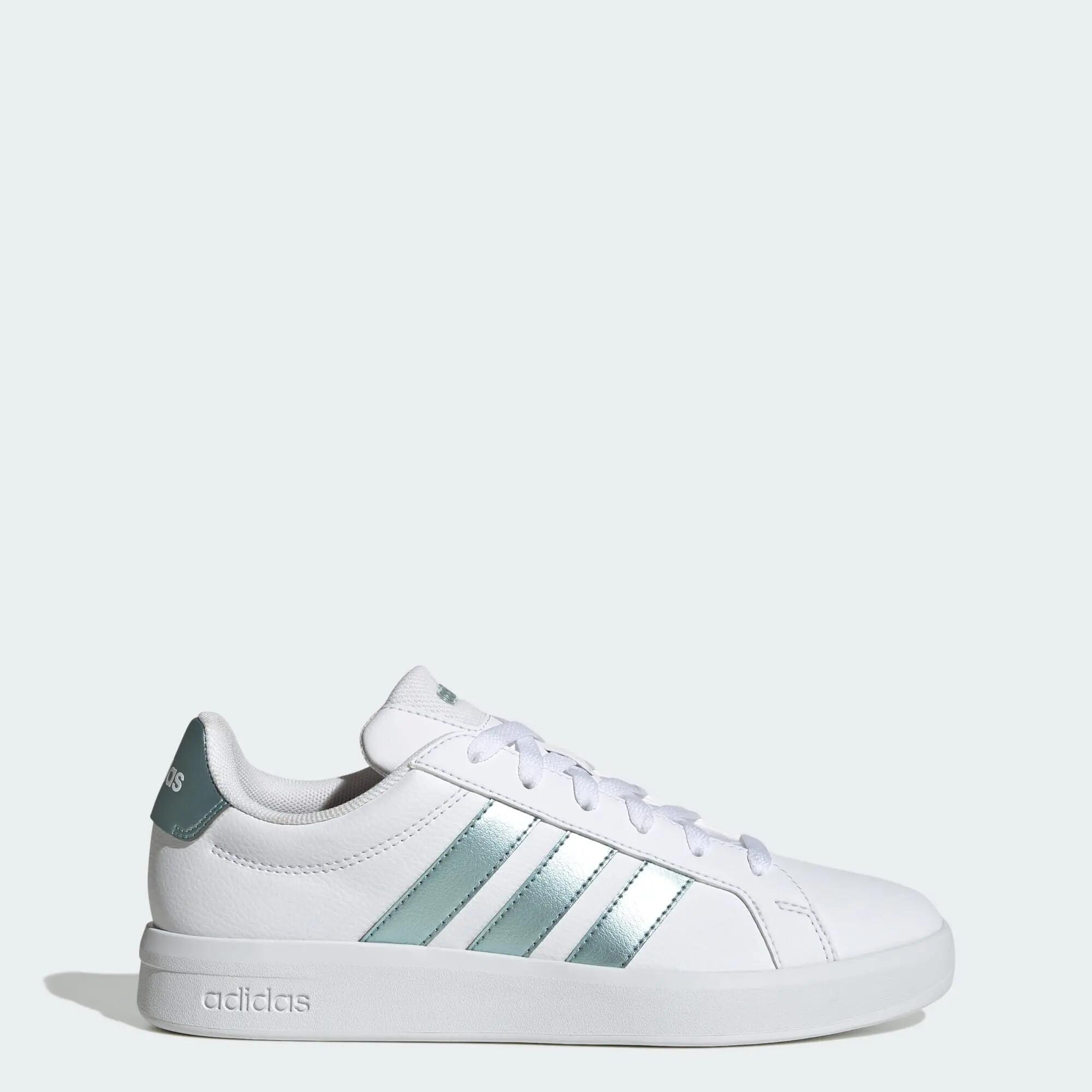 GRAND COURT BASE 3.0 Schuh 2/15