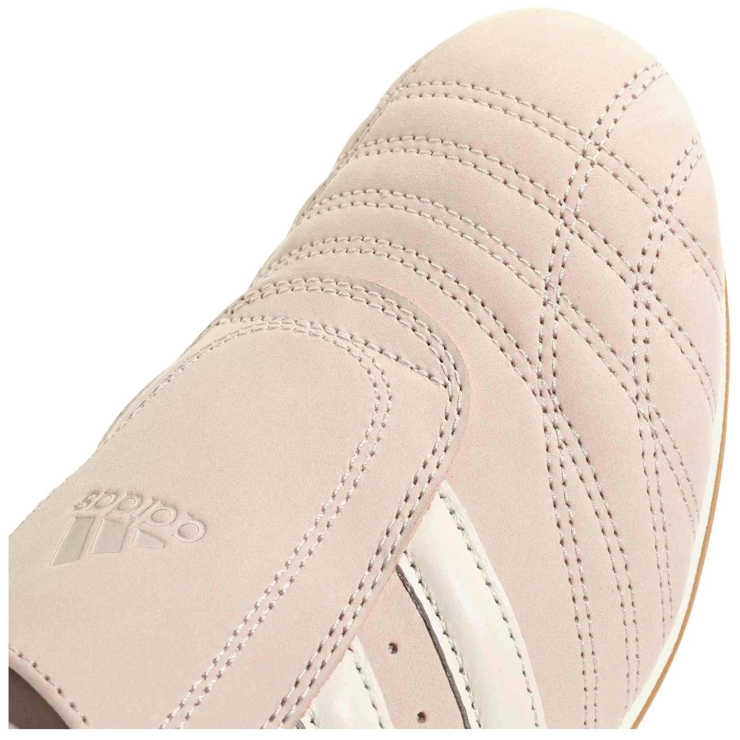 Baskets Adidas modèle Taekwondo "Wonder Quartz, Off White & Gum" pour femmes 5/5
