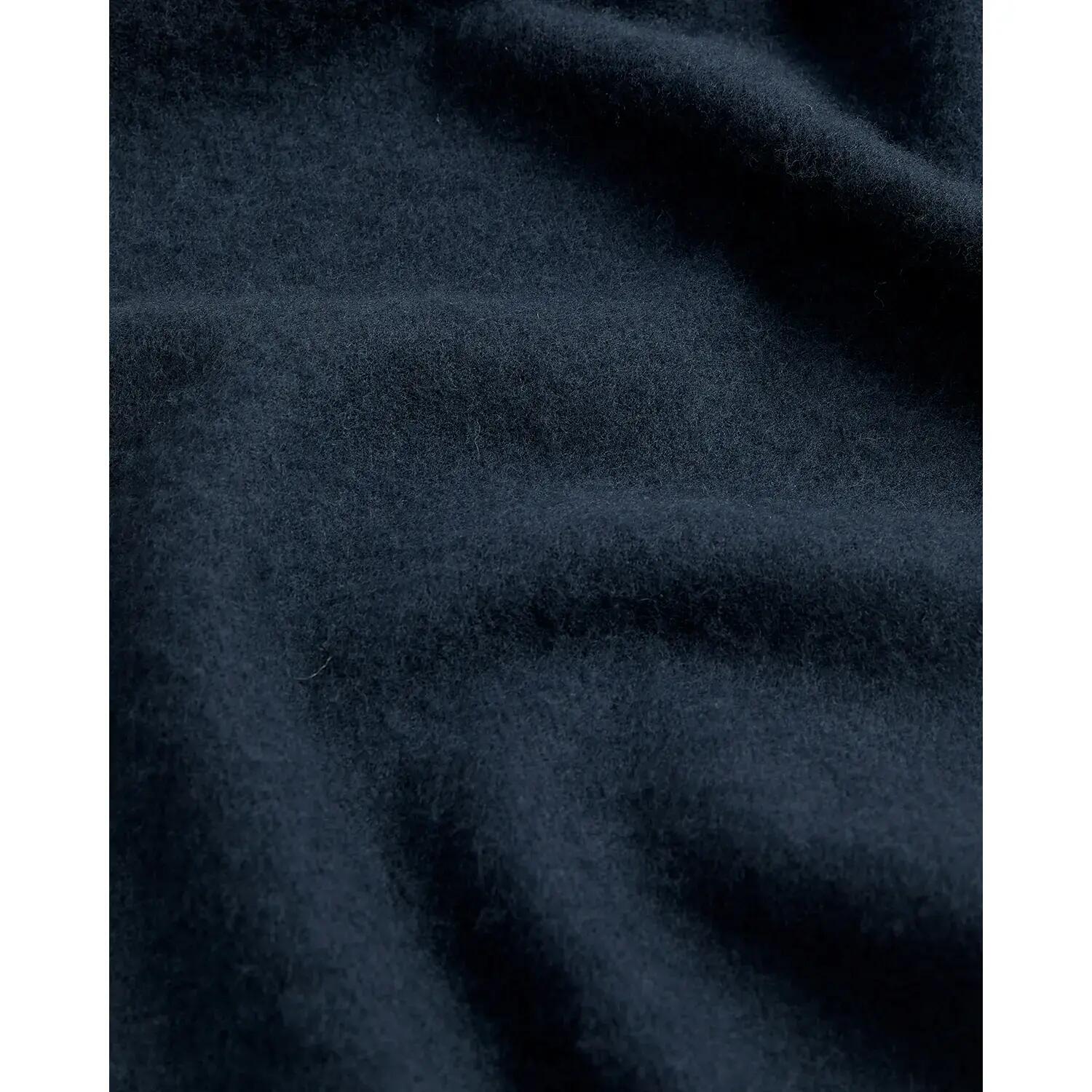 Jednoduchý šál z ovčí vlny Lyle & Scott 2/2