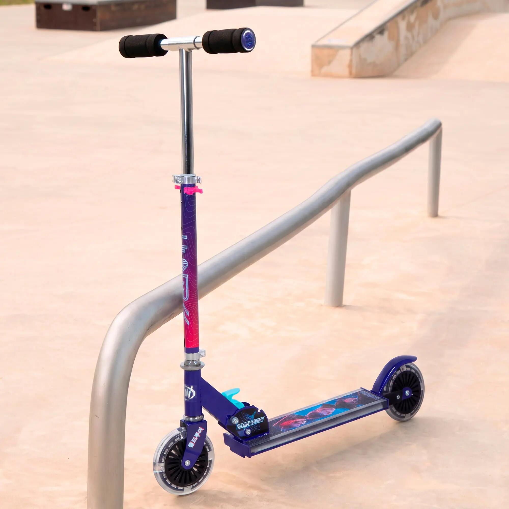 KPop Demon Hunters Patinete dobrável com 2 rodas, dimensões 67x32x72-82 cm 6/7