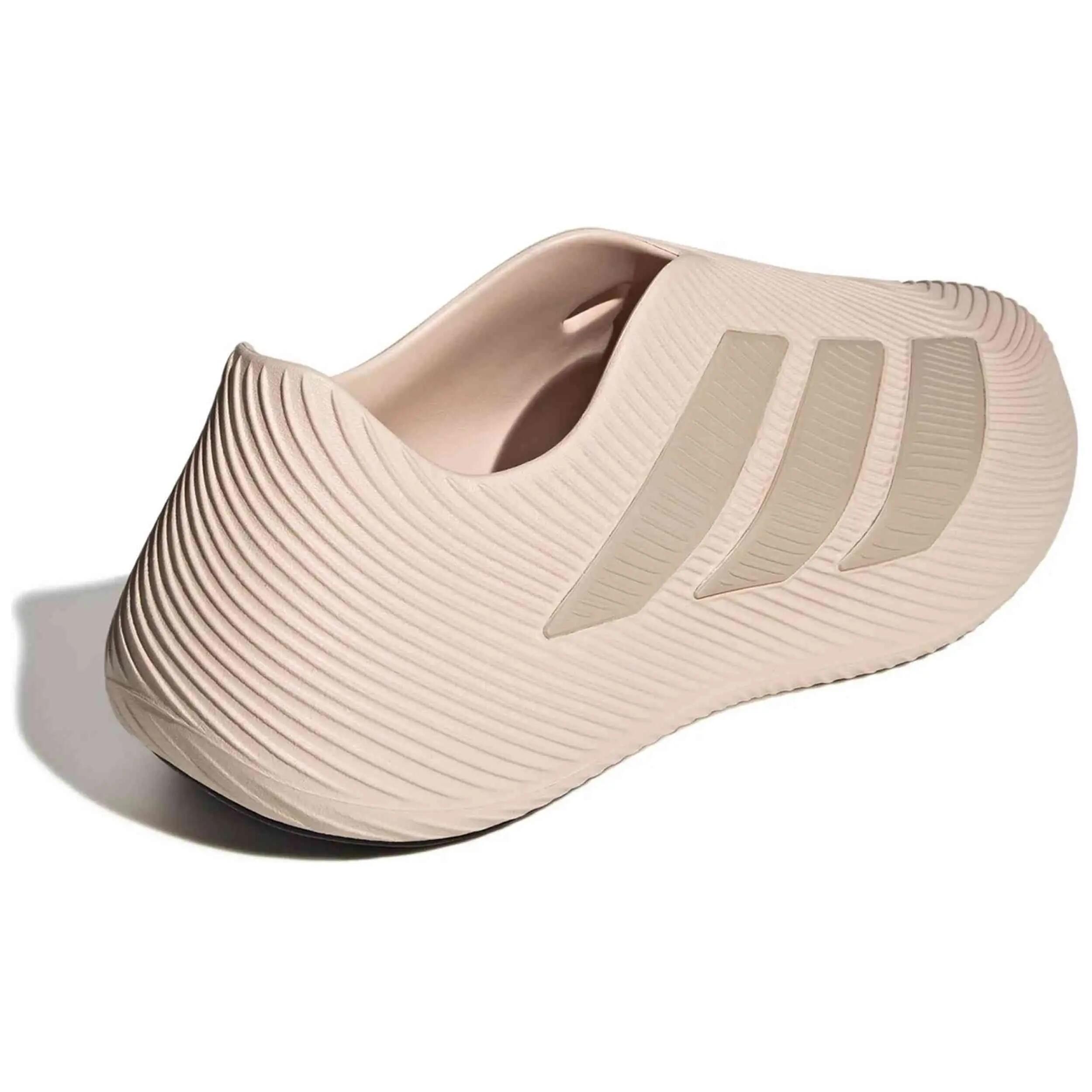 Sapatilhas Adidas modelo Purechill "quartz taupe core black" para unissex 4/5