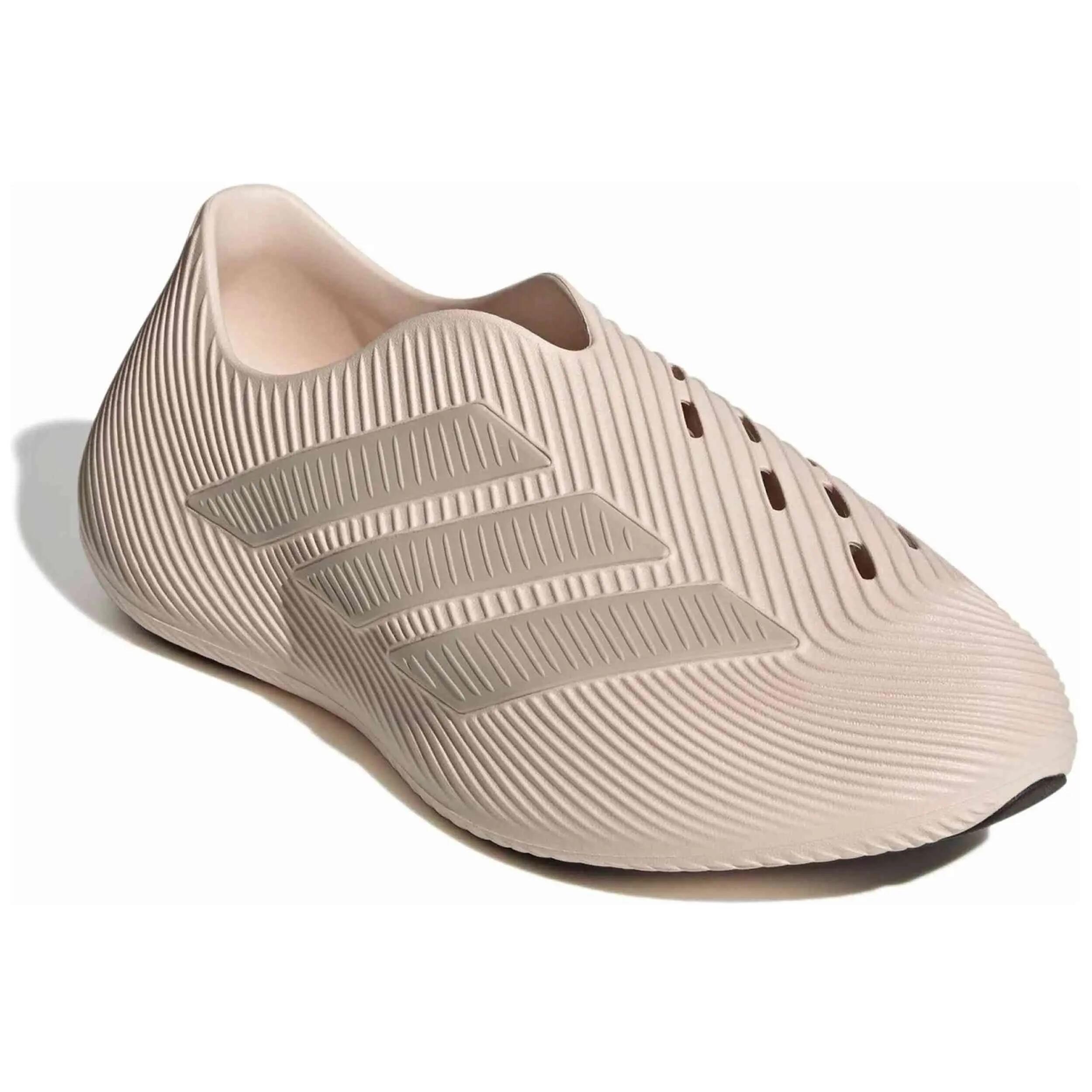 Sapatilhas Adidas modelo Purechill "quartz taupe core black" para unissex 2/5