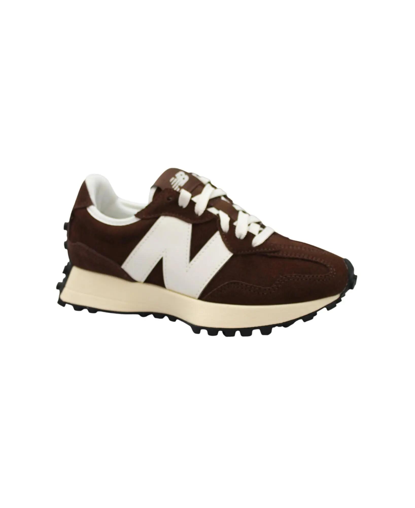 NEW BALANCE picture