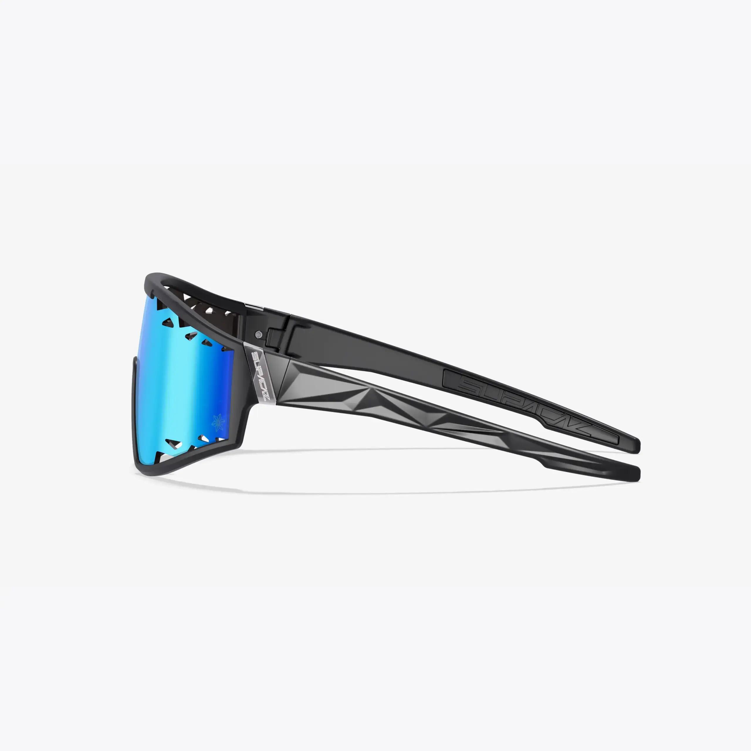 Óculos de Sol Supacaz-Galactic-Matte Black com lente Laser Performance Maui Blue 3/9