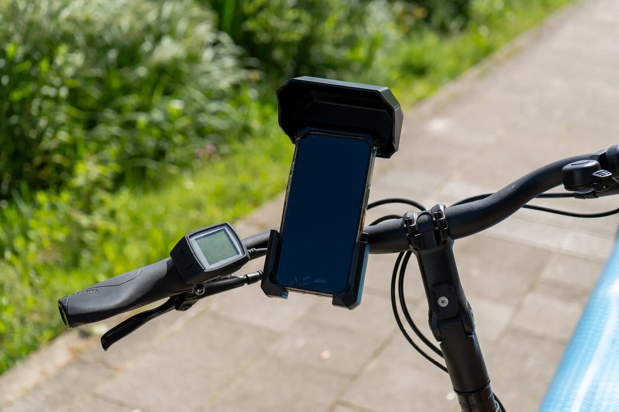 Voltano Protect Telefoonhouder Fiets - Zwart - Met Dakje Tegen Regen / Zon 2/7