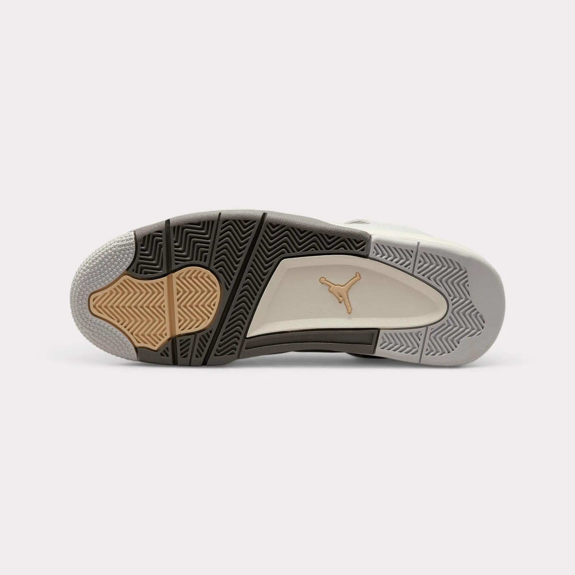 Jordan 4 Retro SE Craft Photon Dust 6/7