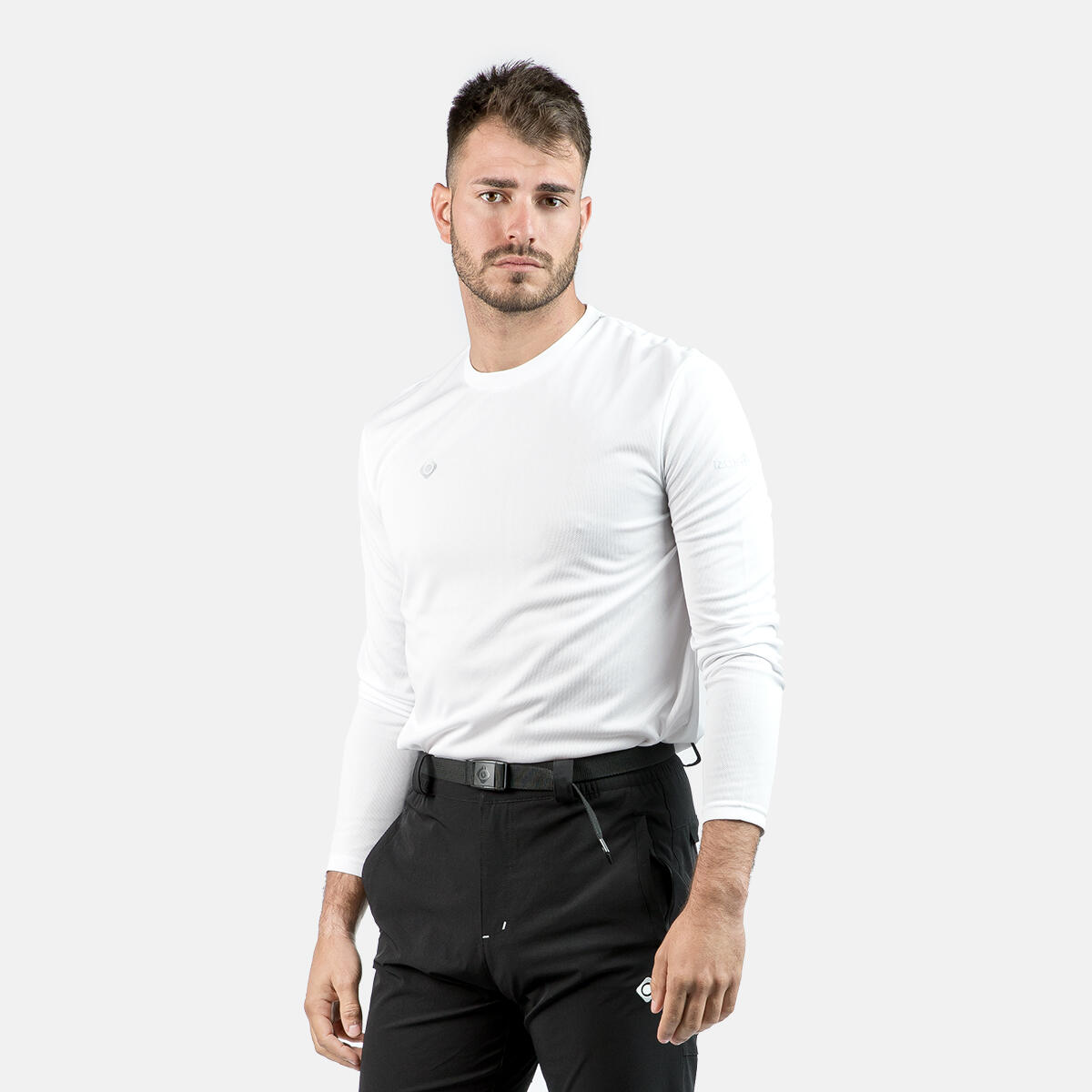 Izas CREUS Sports Shirt: comfort e prestazioni con tecnologia DRY e Hydrospeed 3/5