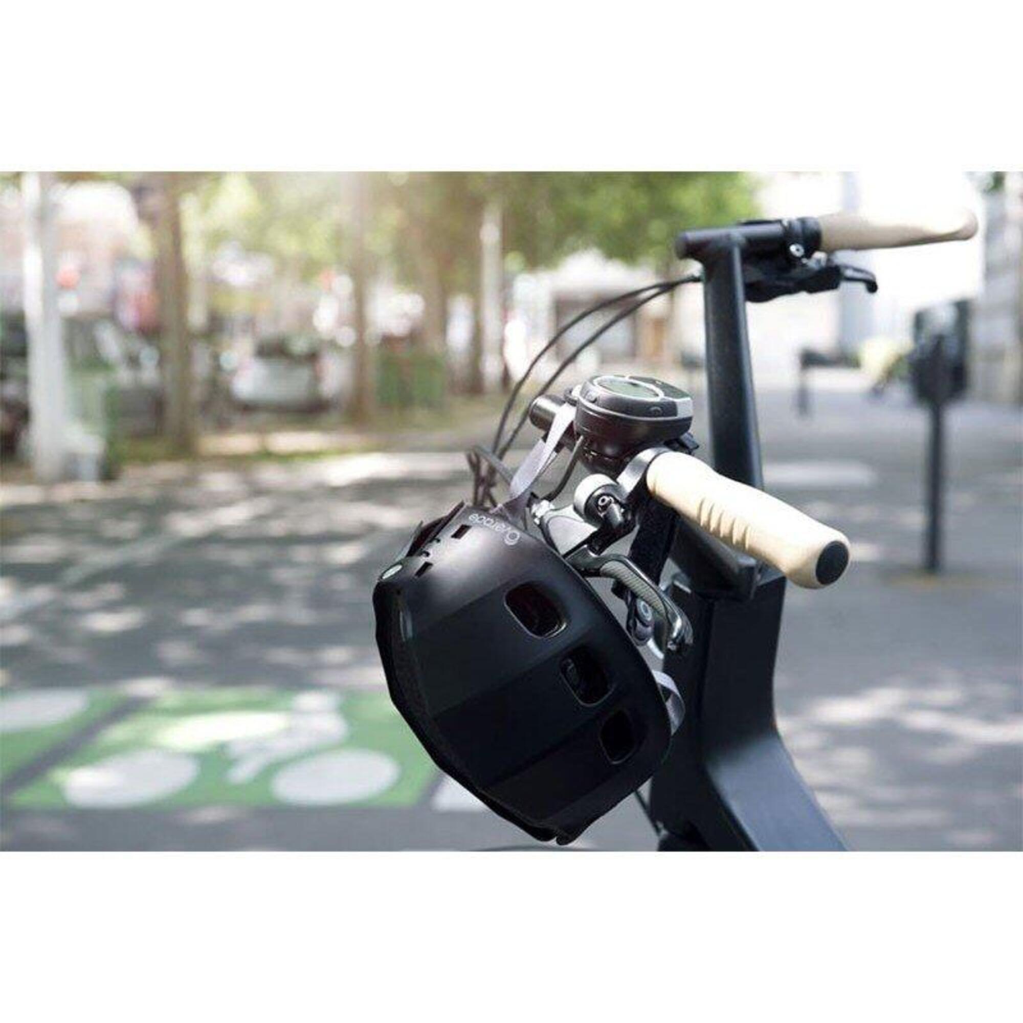 Casco plegable Plixi FIT negro para bicicleta o scooter