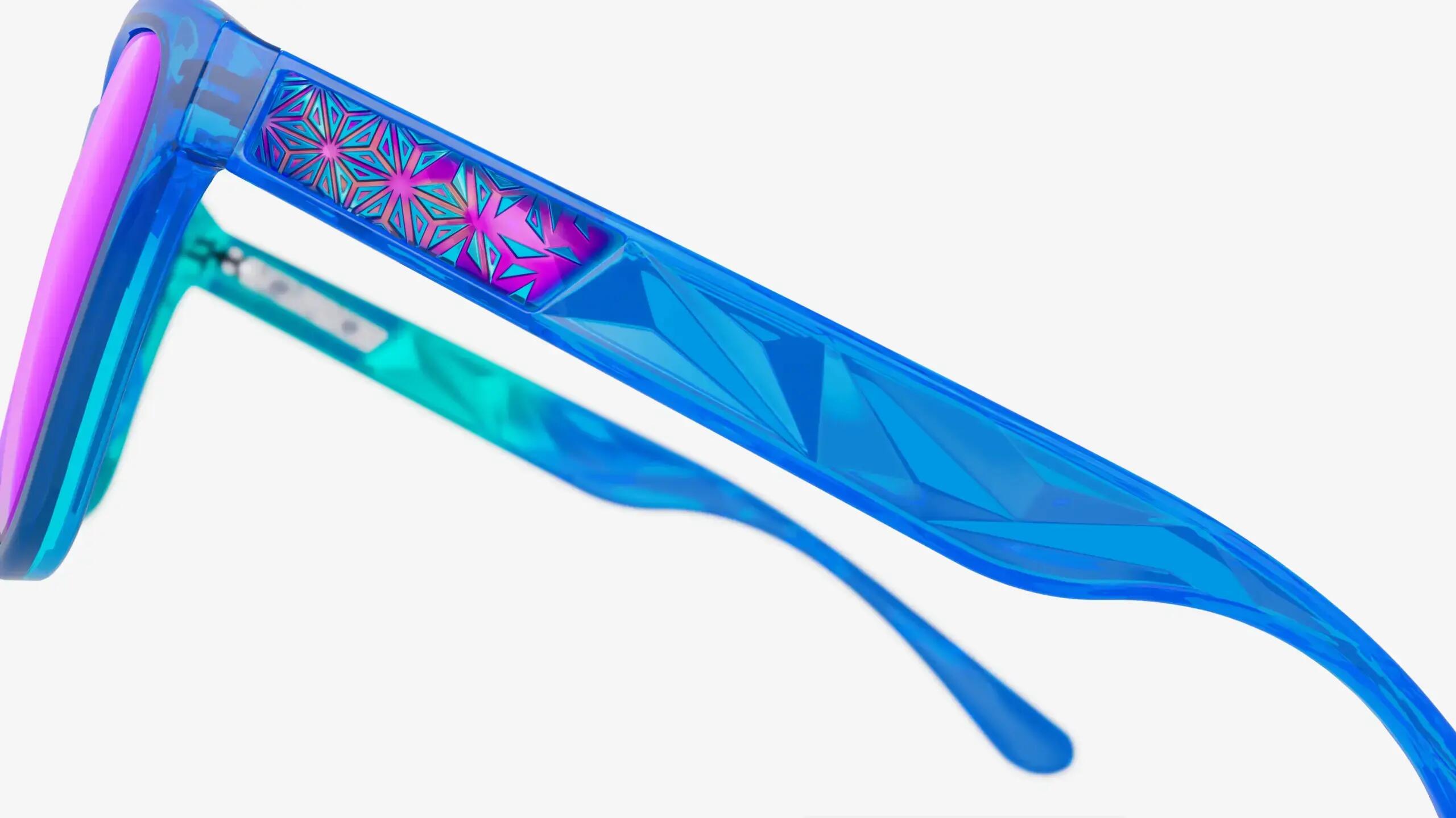 Supacaz Zonnebril-Cazual-Blue Hawaii Ice met Purple Kush Refractor lens 7/9