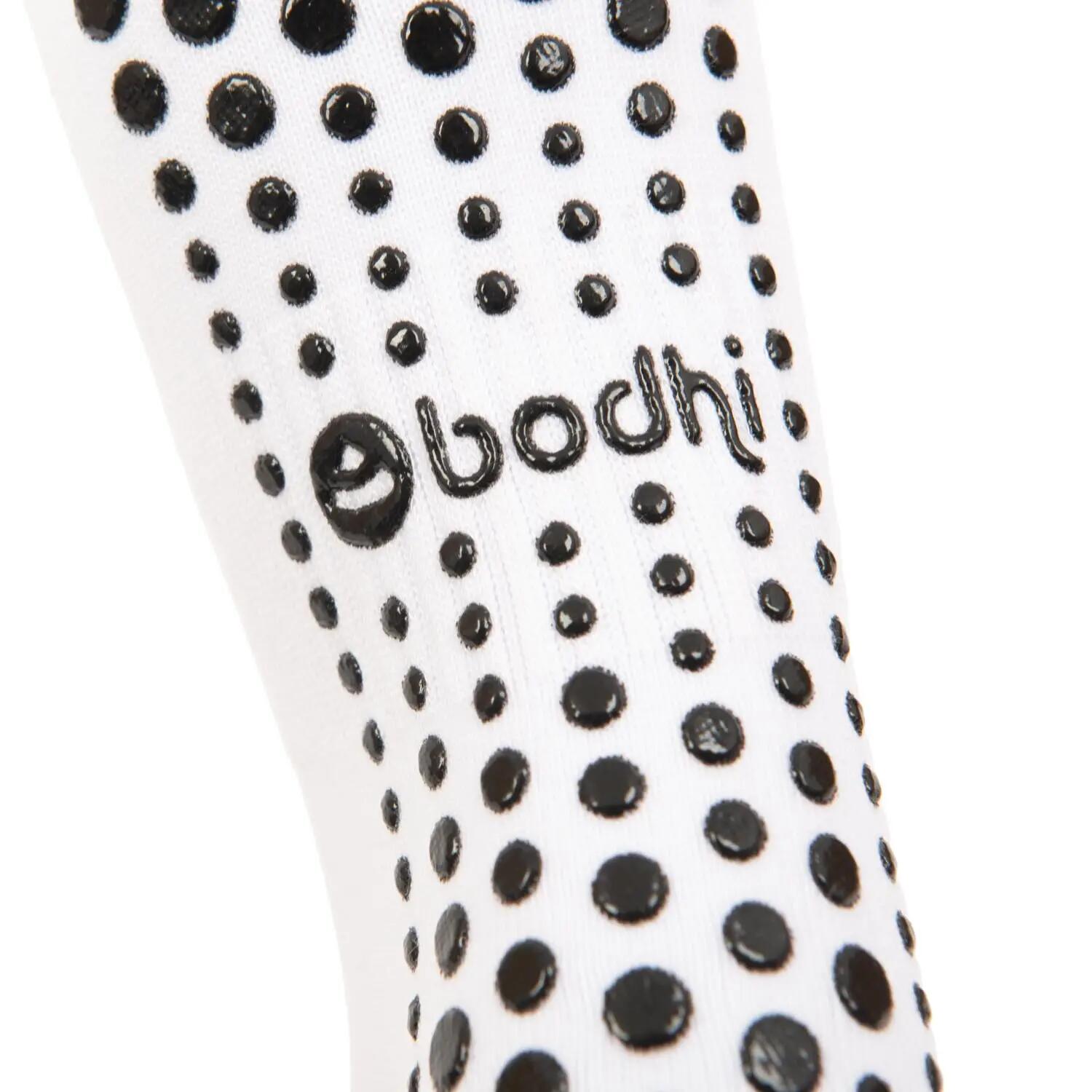 Chaussettes de Pilates bodhi CŒUR blanc/noir | taille S (EU 36-38,5) 3/4