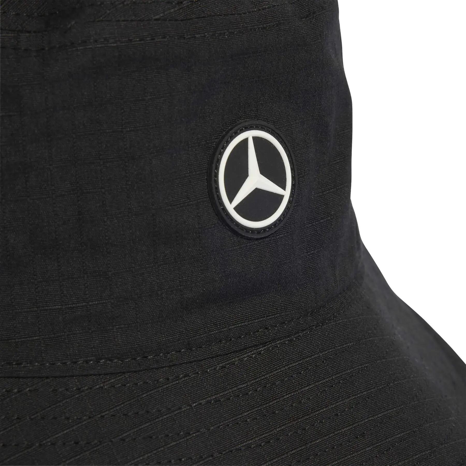 Bob adidas Mercedes Mechanics 4/4