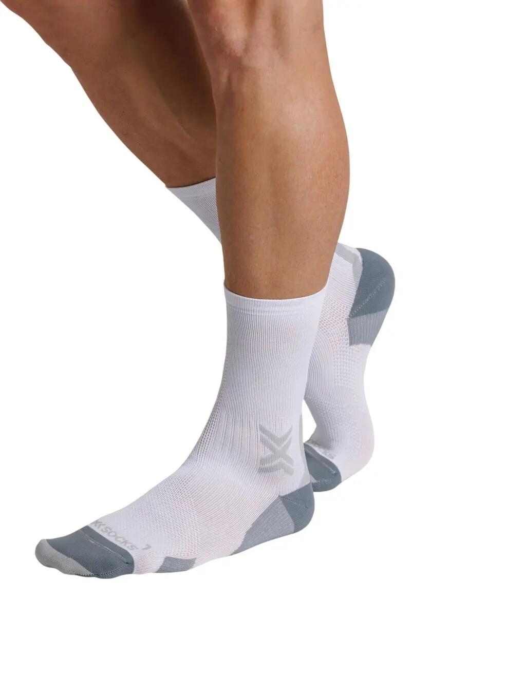 X-Socks Run Discover Crew sokken, wit/grijs 2/4