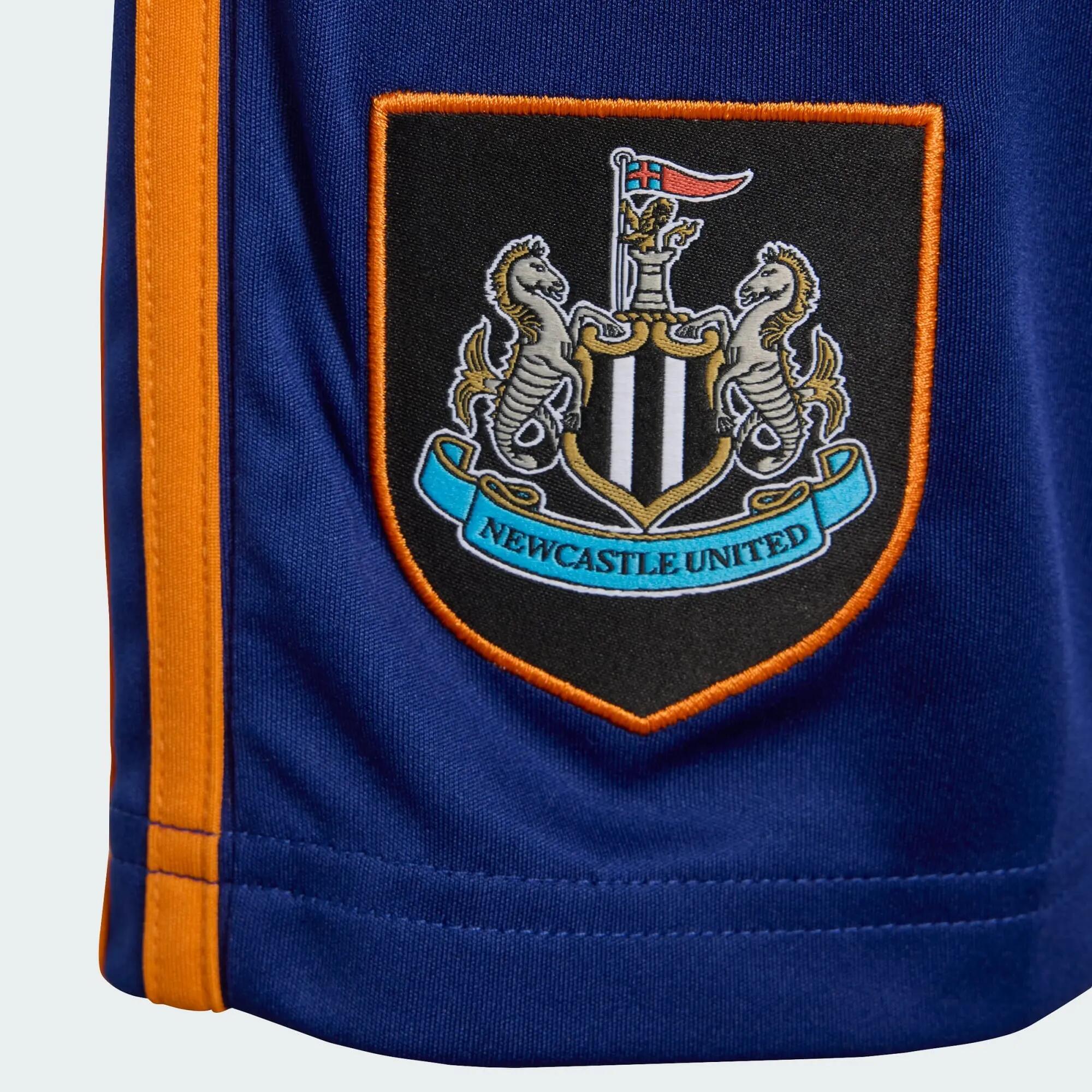 Třetí šortky Newcastle United FC 25/26 4/5