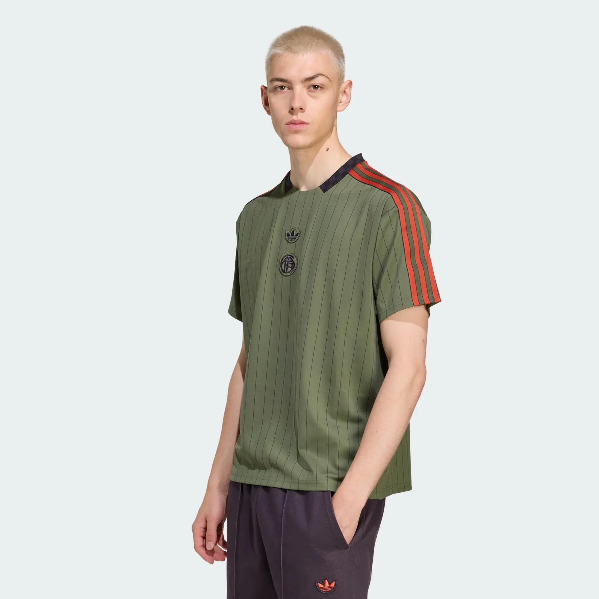 Dres FC Bayern Terrace Icons 3/15