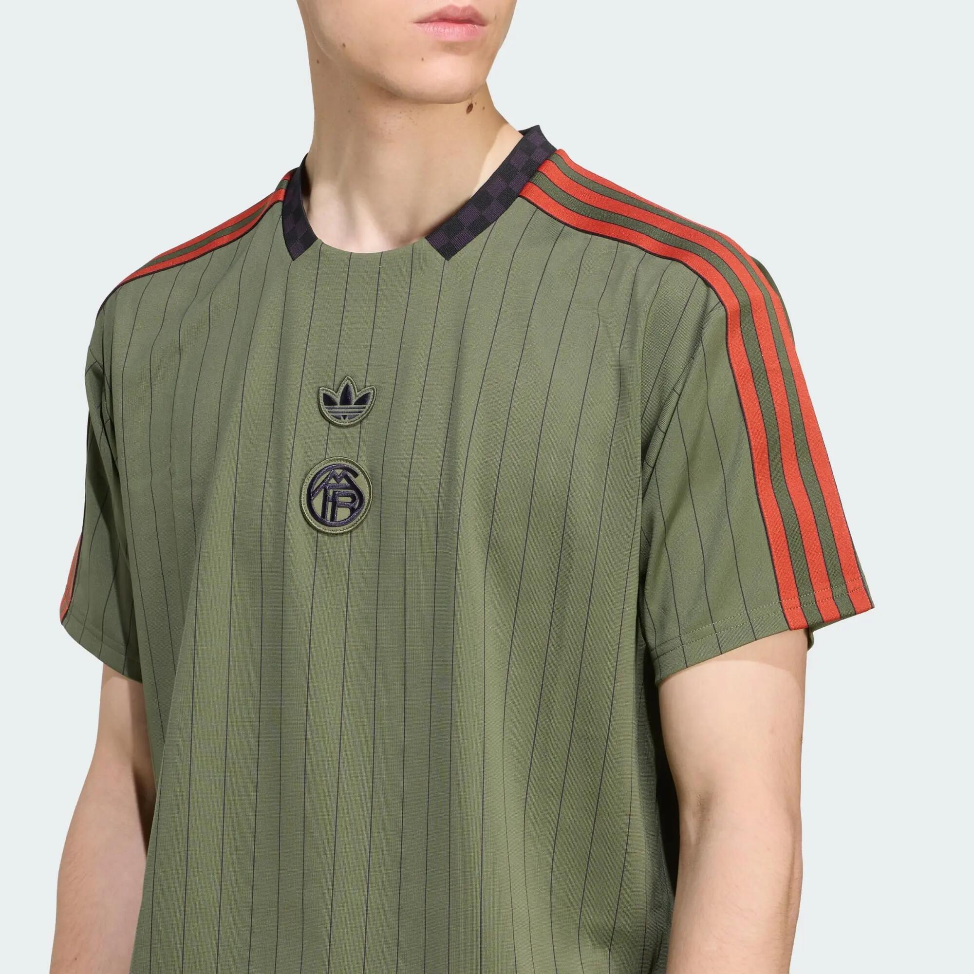 Dres FC Bayern Terrace Icons 13/15