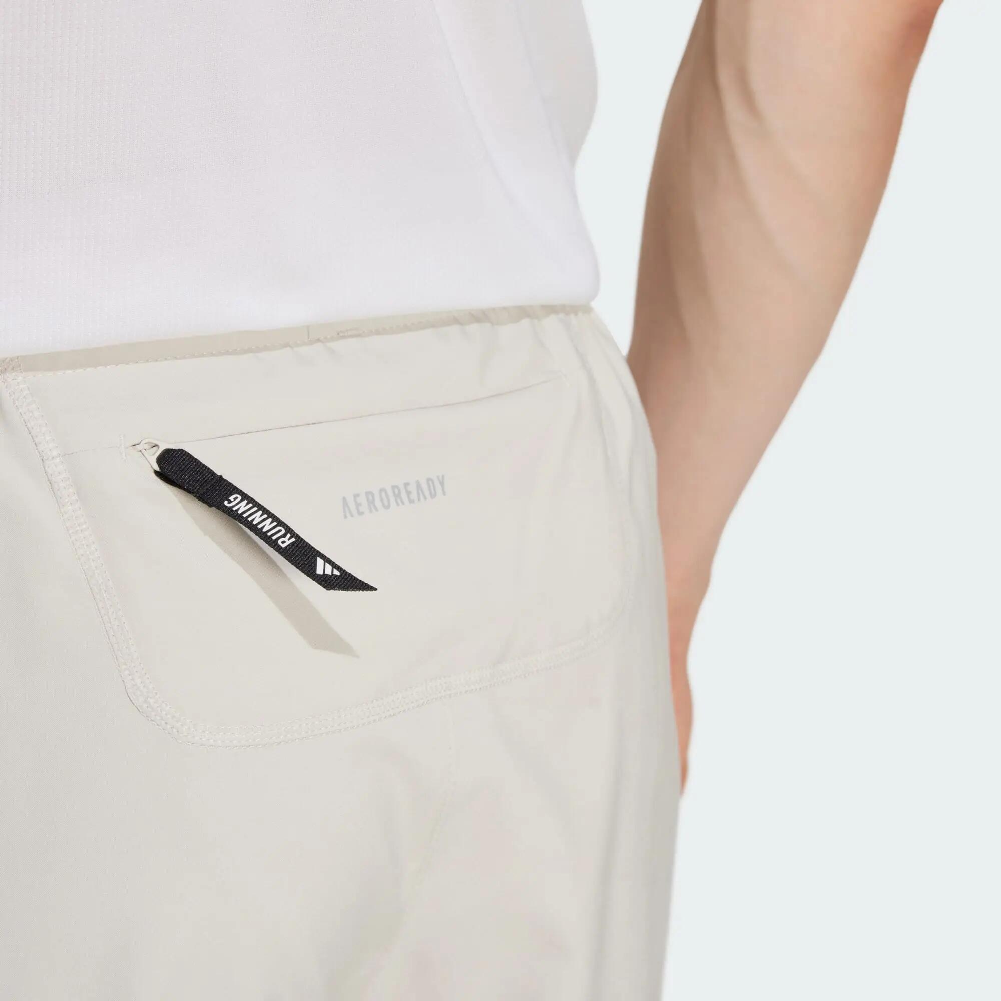 Own the Run Short 5/5