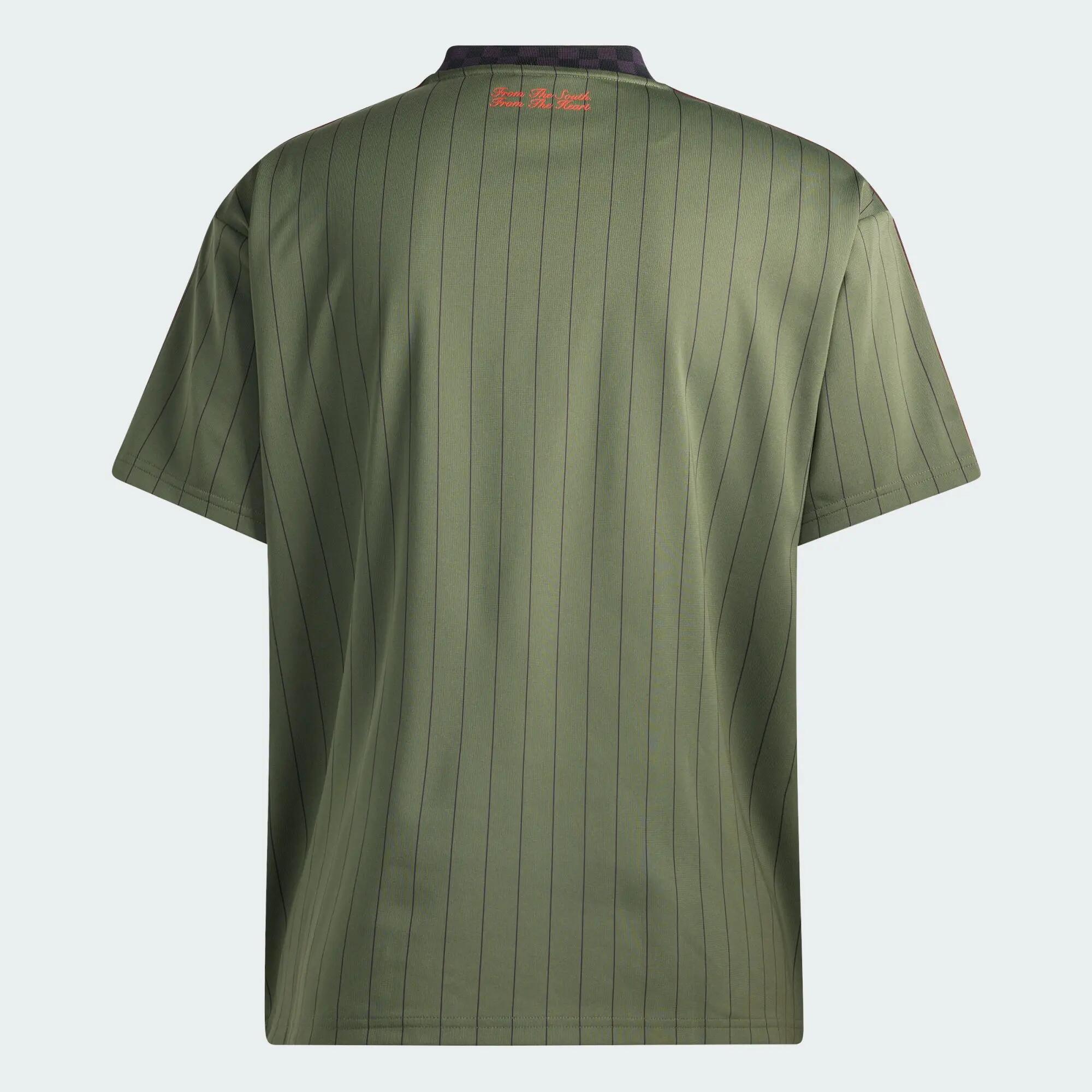 Dres FC Bayern Terrace Icons 12/15