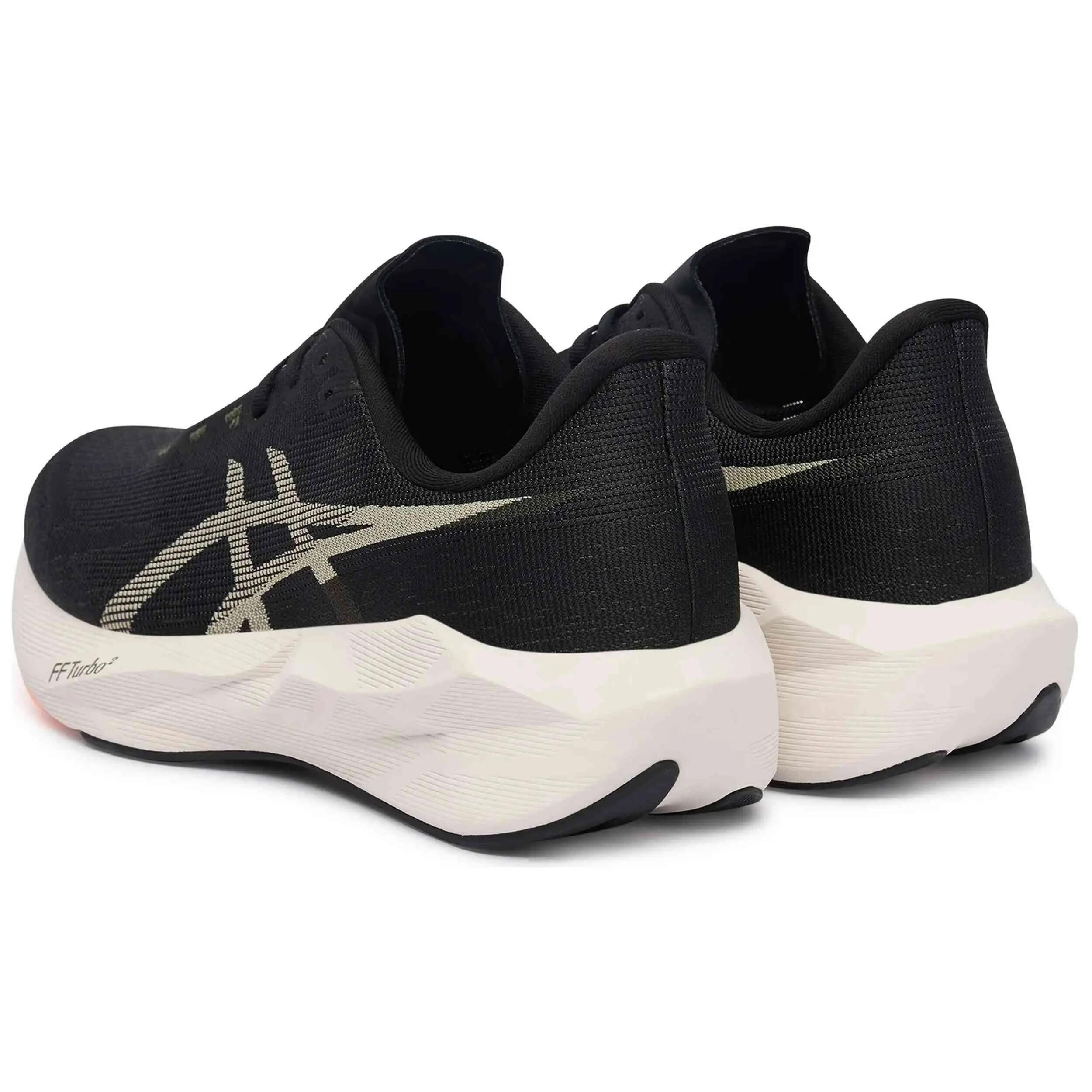 Scarpe da running Asics modello NOVABLAST 6 per uomini 5/5