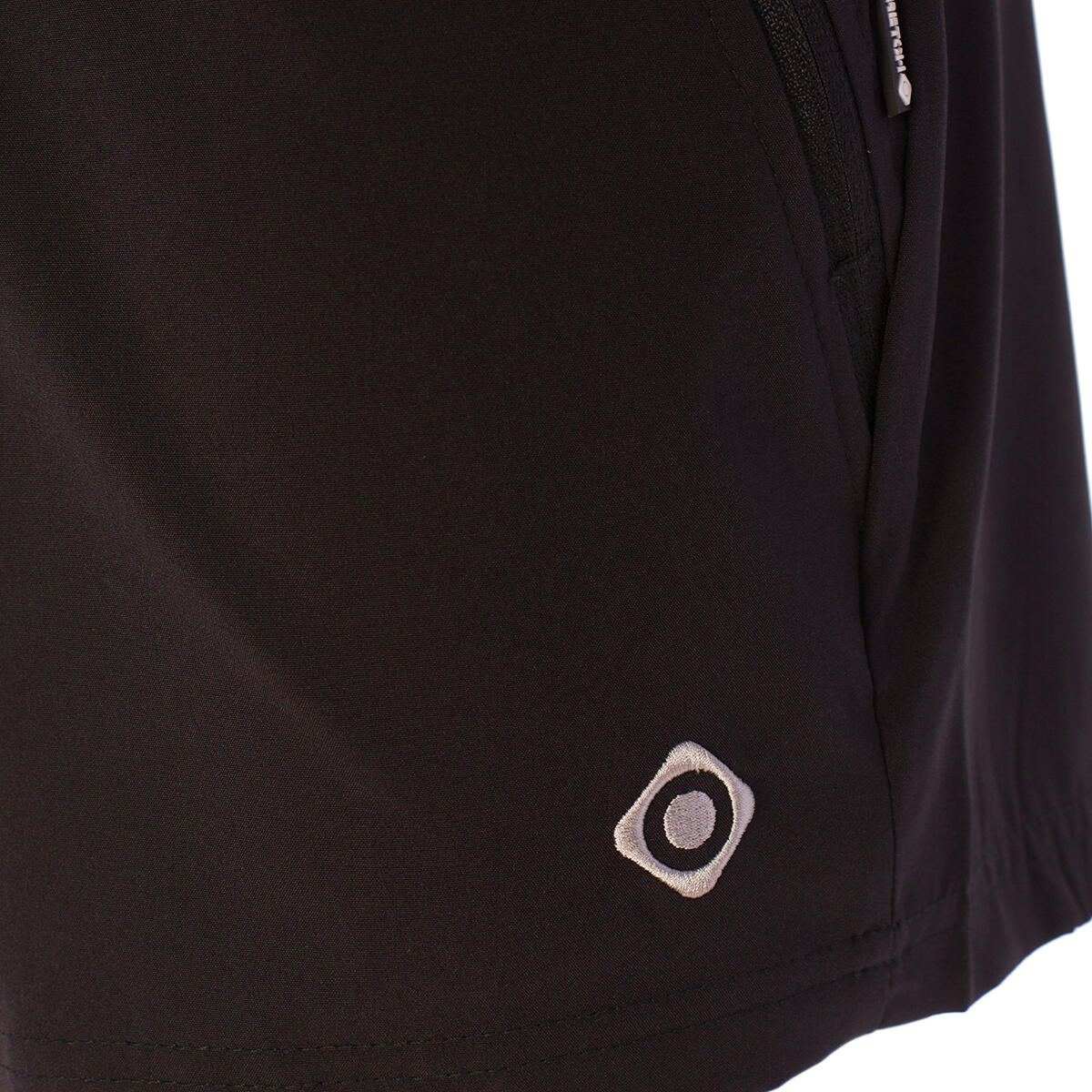 Izas Short Nagela II pour femme , idéal pour le trekking et la randonnée 4/4