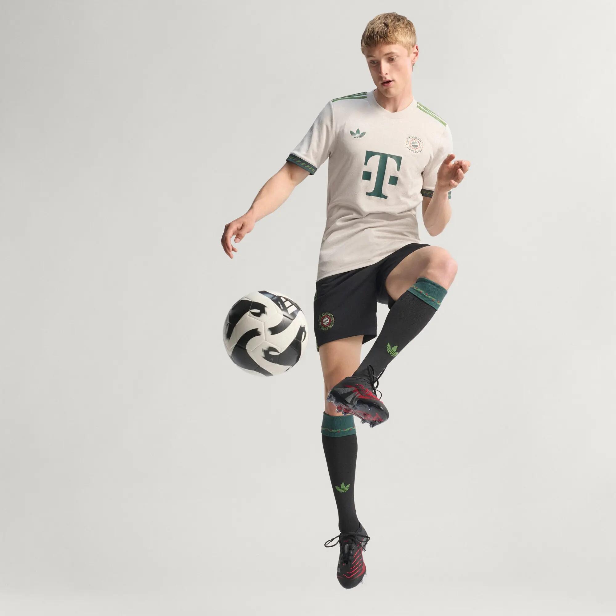 Šortky FC Bayern Mnichov 25/26 Wiesn 5/14