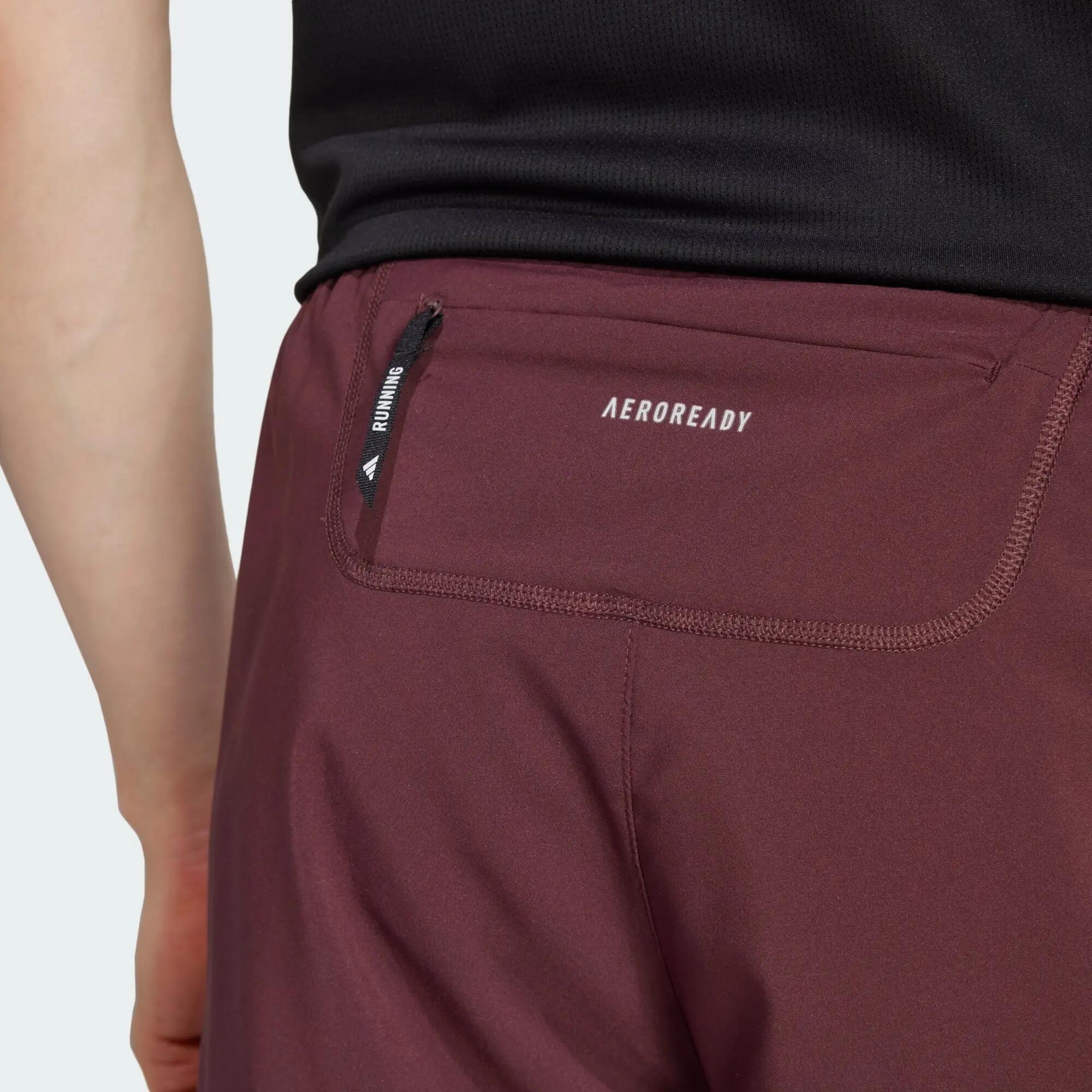 Own the Run Short 5/5