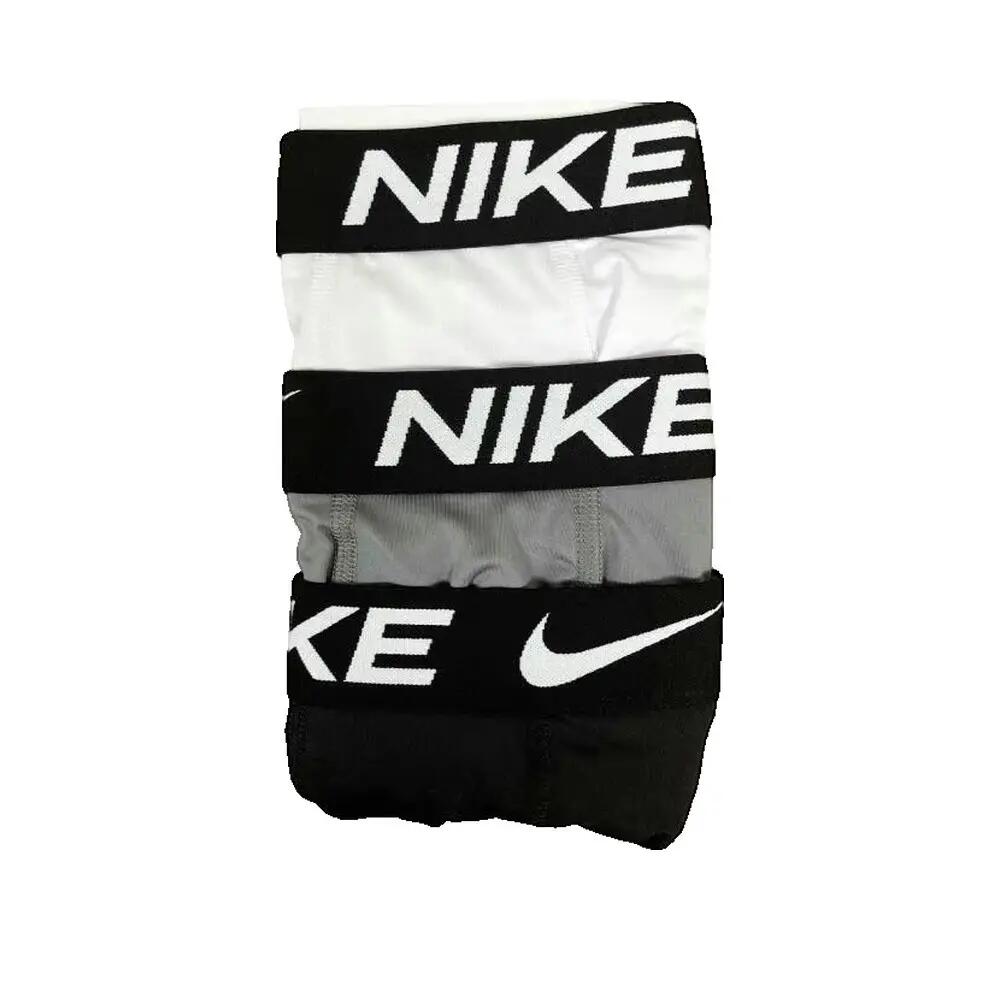NIKE picture