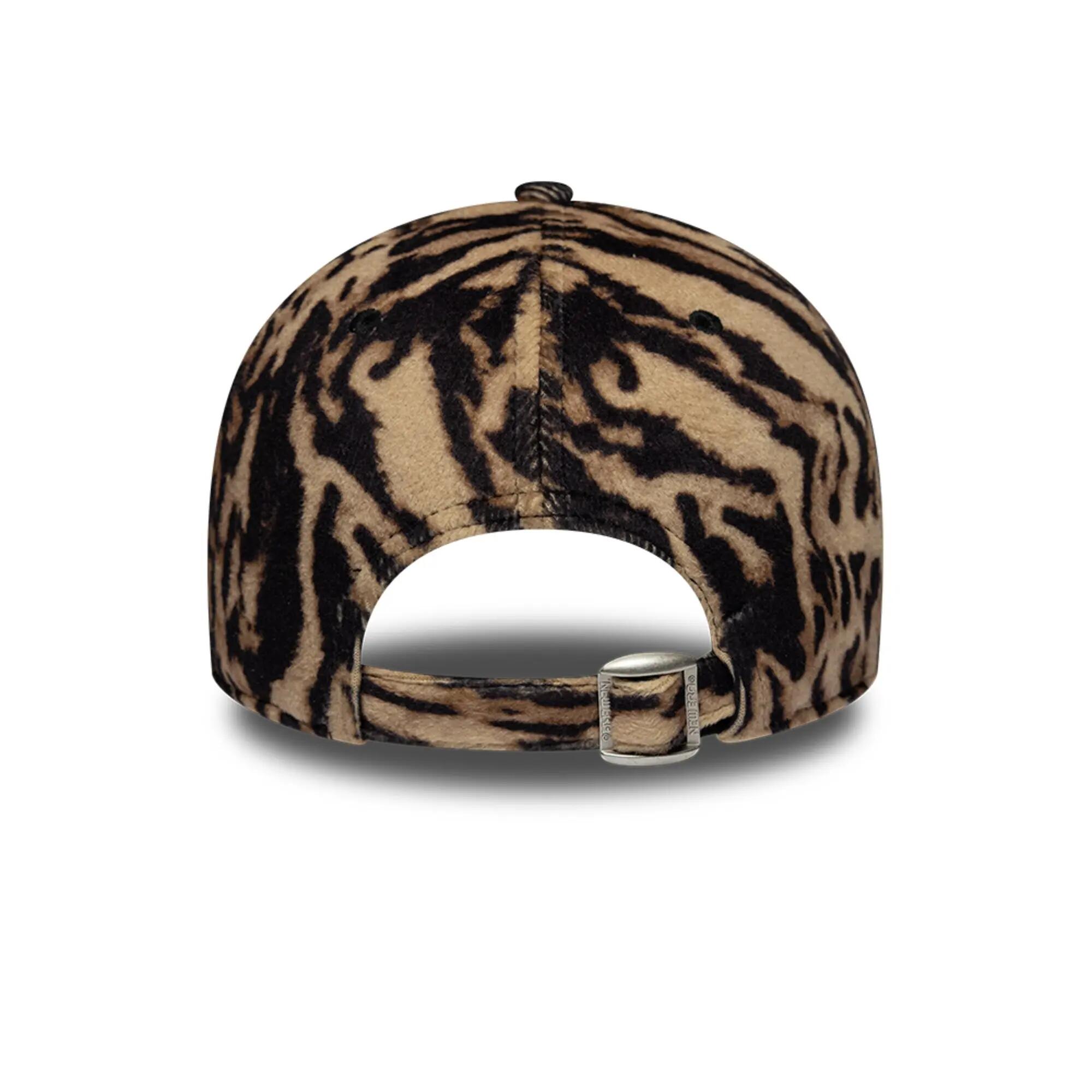 Șapcă New Era Wmns Ocelot Print 9Forty Neyyan Femeie 3/4