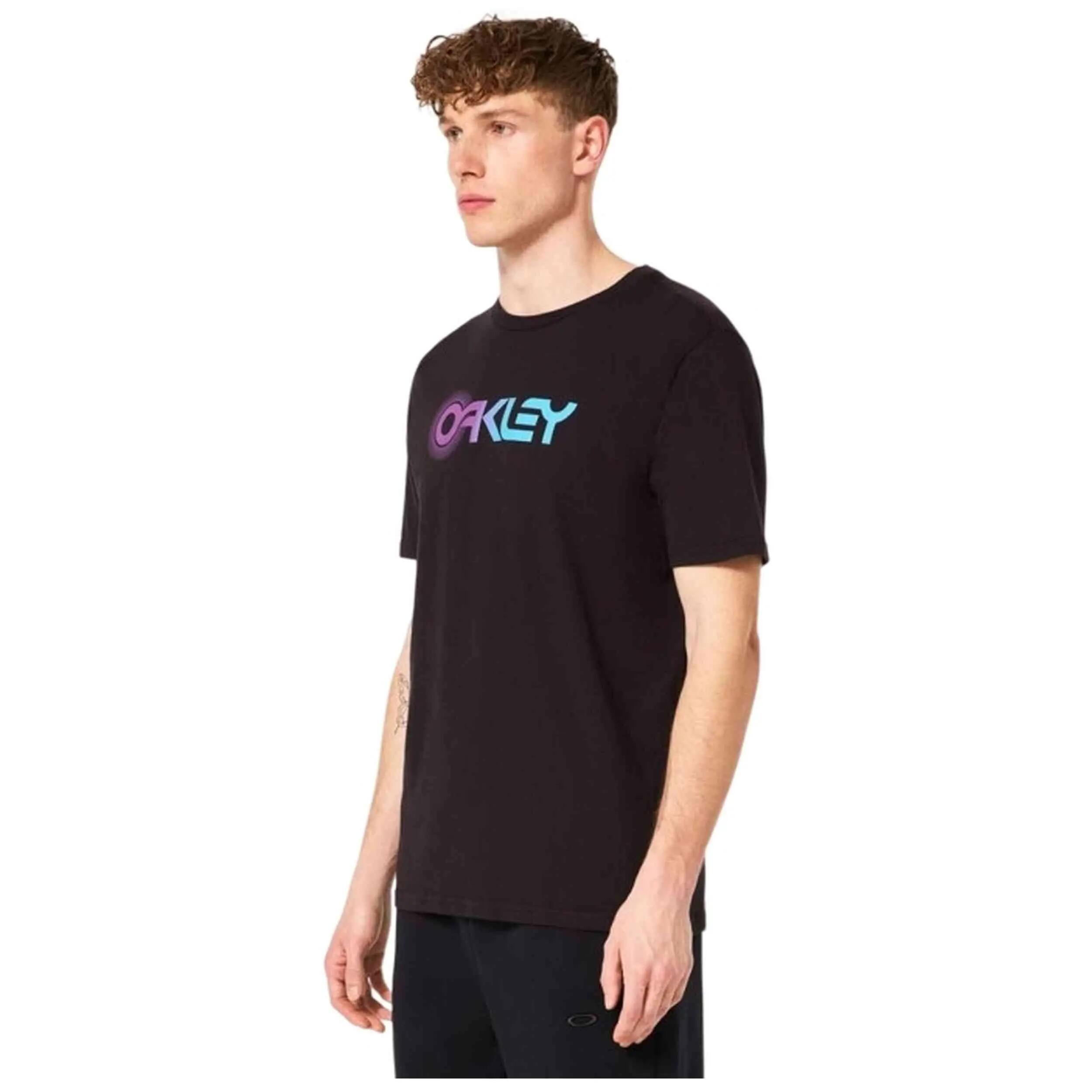 Sweatshirt Oakley modelo FOA404847-02E para homem 3/4