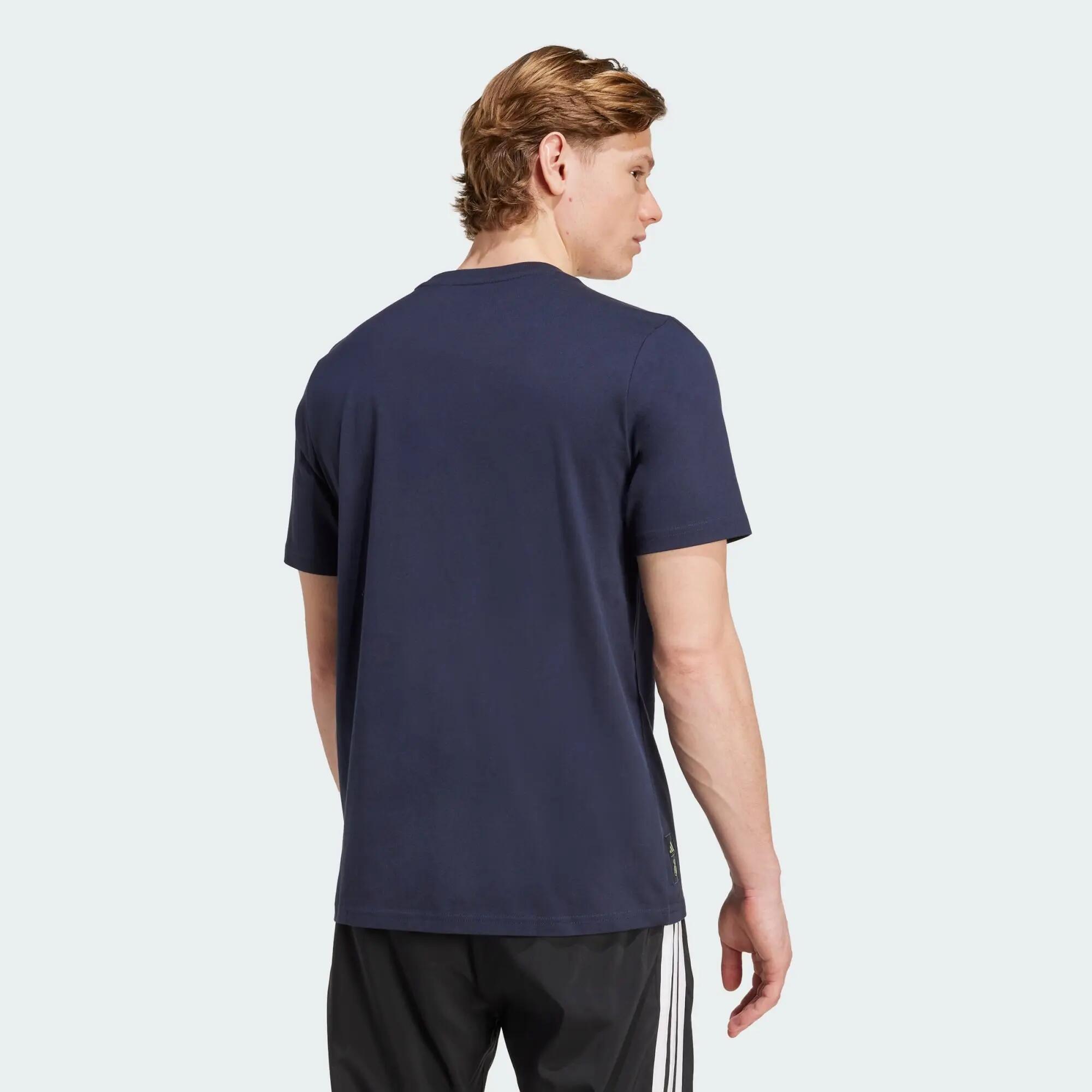 Real Madrid Seasonal Graphic T-Shirt 3/5