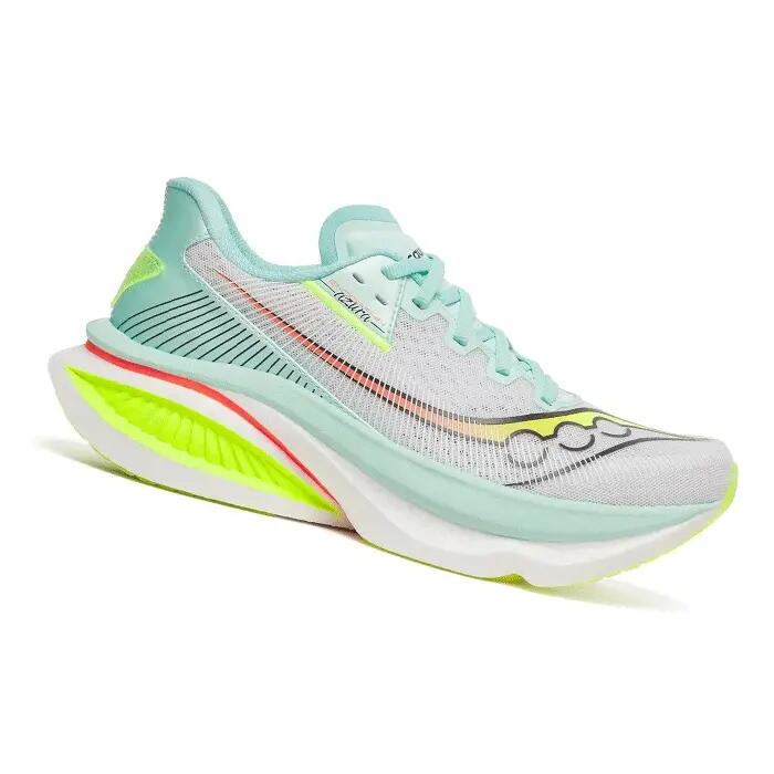 SAUCONY picture