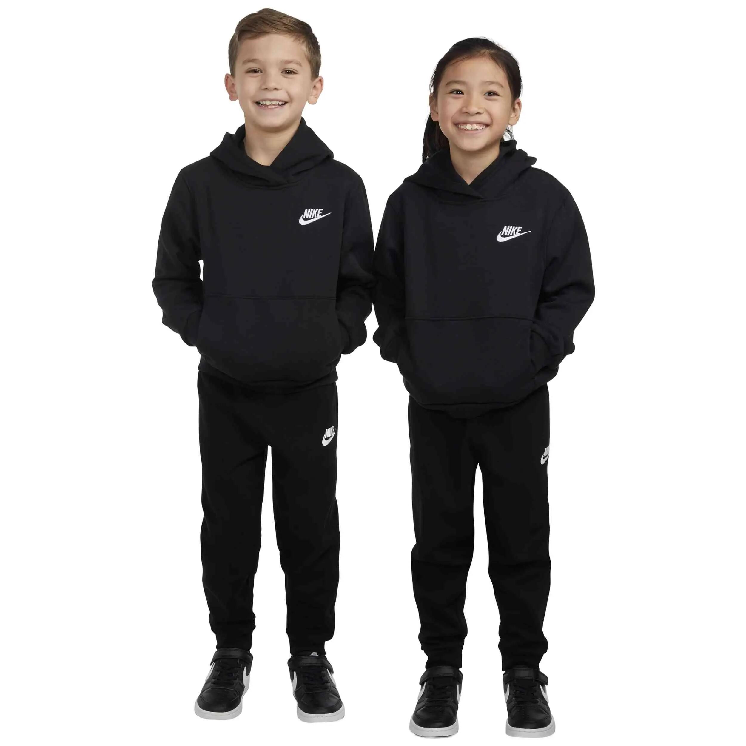 Sudadera con capucha Nike modelo Club Fleece para niños unisex 2/5