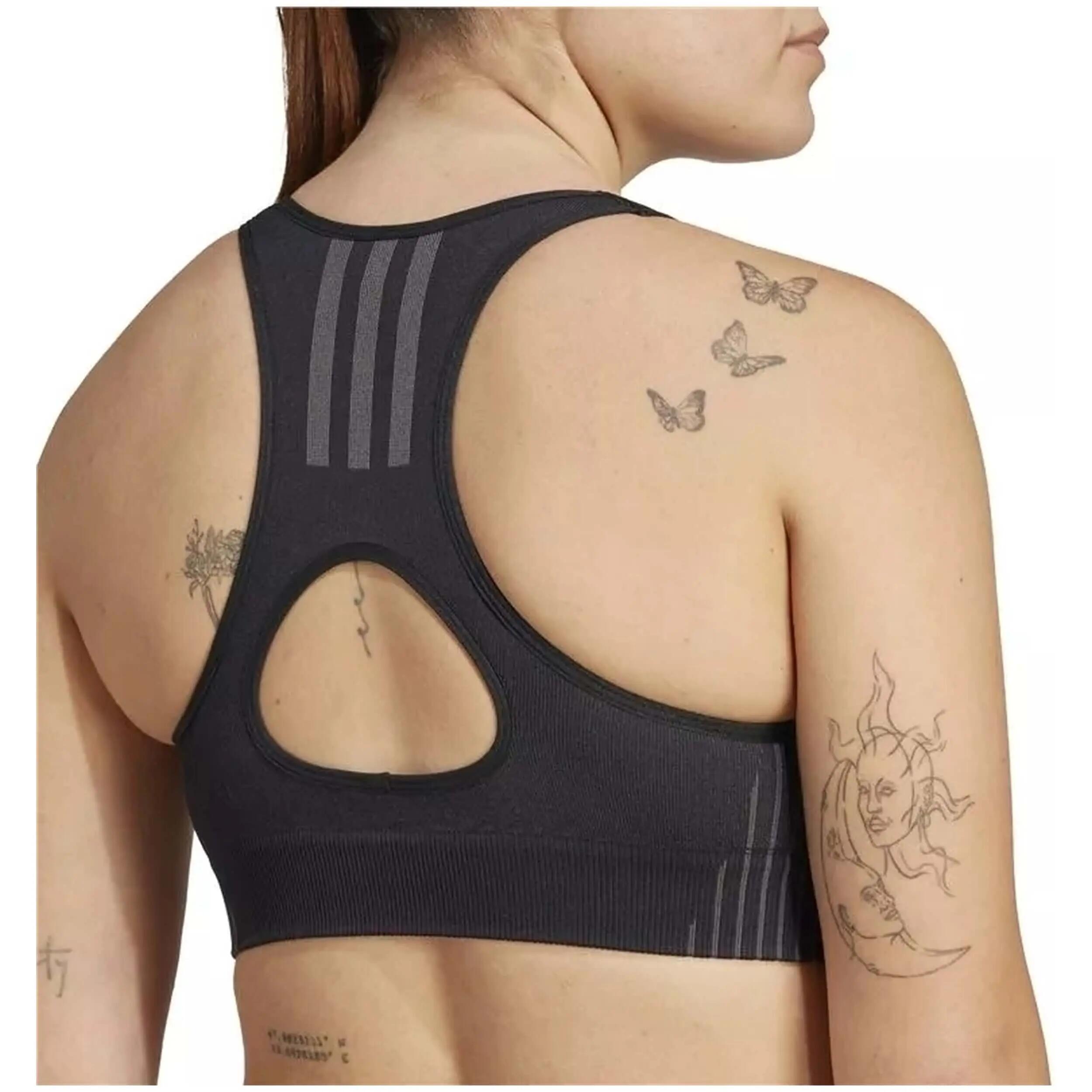 Top Adidas modello IQ3375 per donne 2/2
