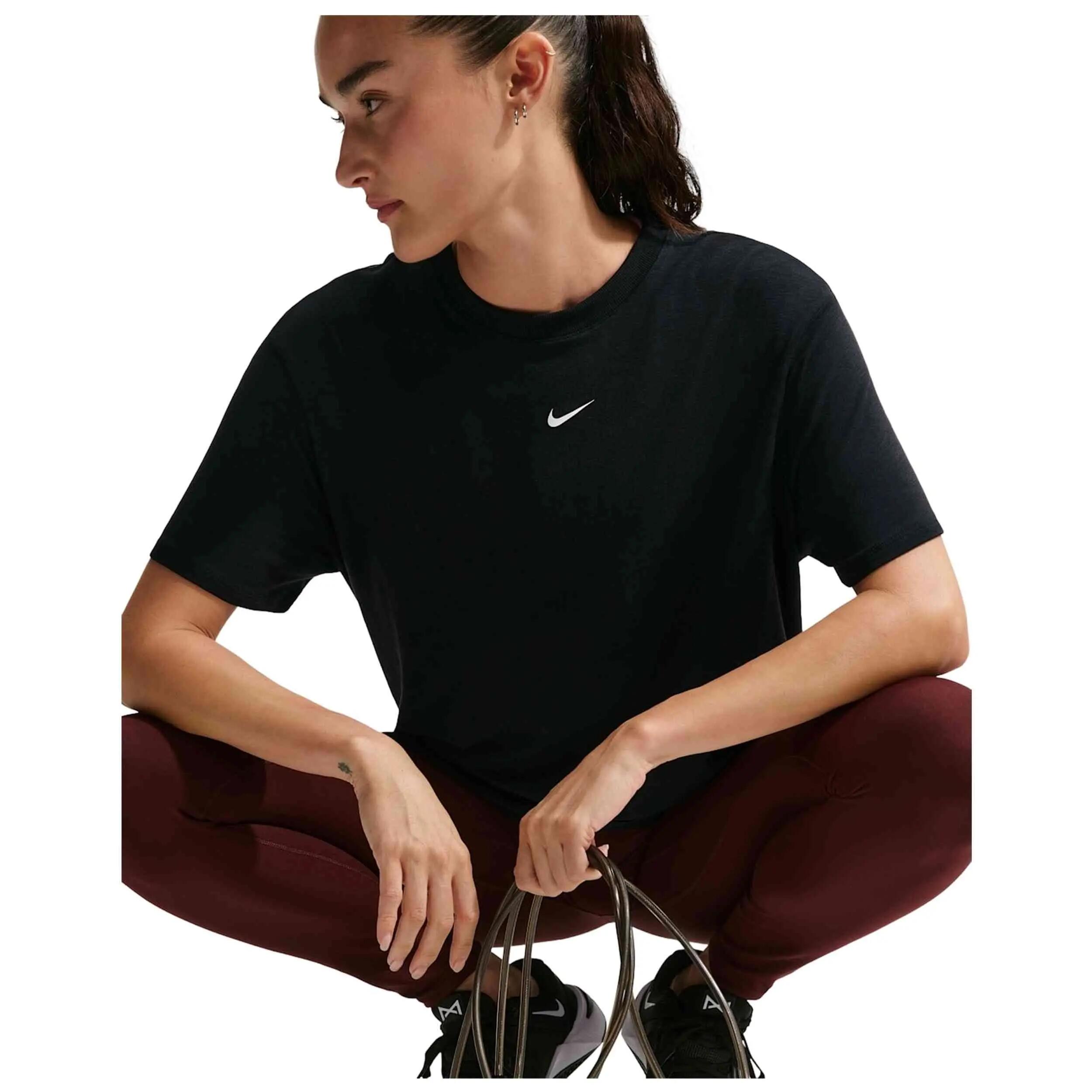 T-shirt met korte mouwen Nike model FN2814-011 voor vrouwen 3/5