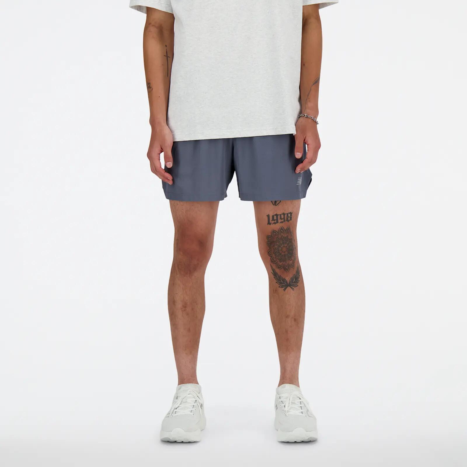 NEW BALANCE picture