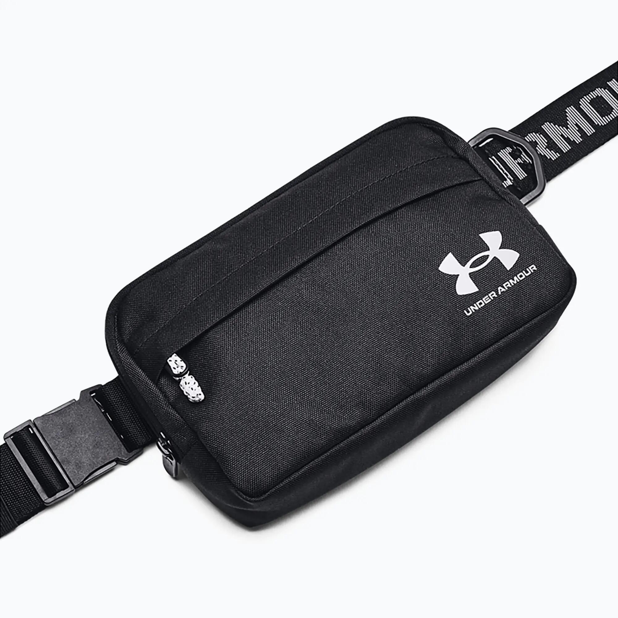 UNDER ARMOUR picture