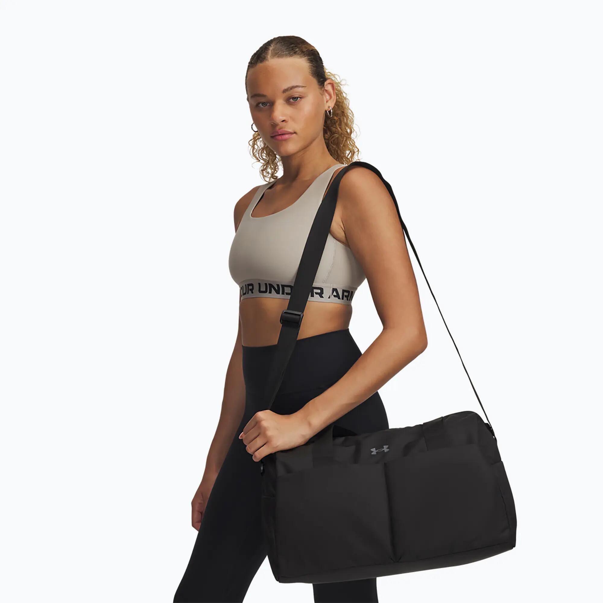 Under Armour Studio Lite 26 L Black Women's Gym Bag 1/7