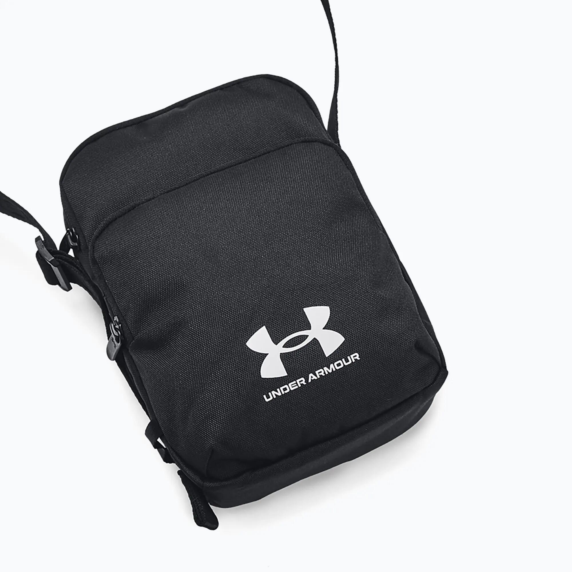 UNDER ARMOUR picture