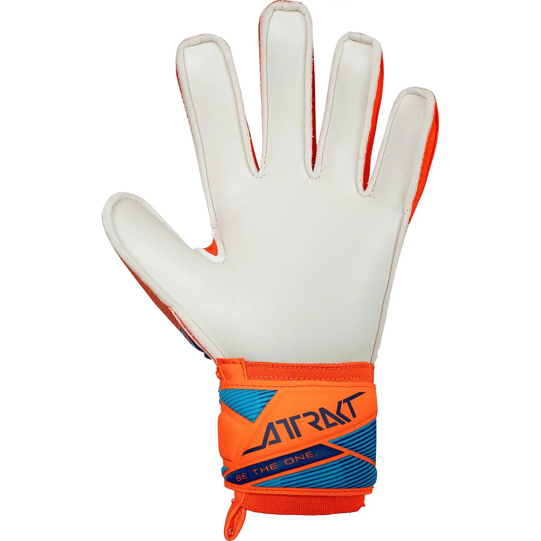 Solid Partnership Image REUSCH Attrakt Solid keepershandschoenen | Decathlon
