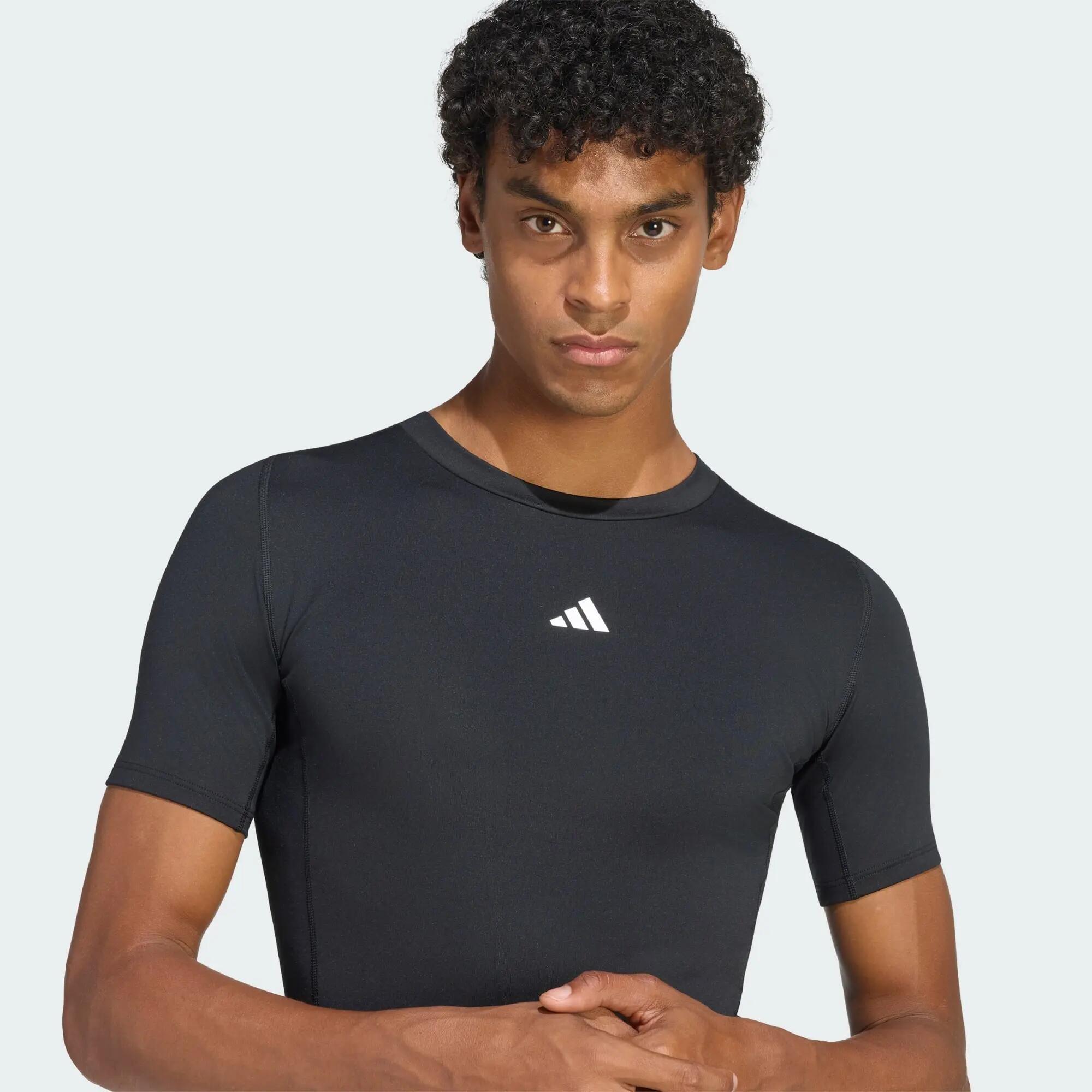 TECHFIT Compression Training Tee 4/7