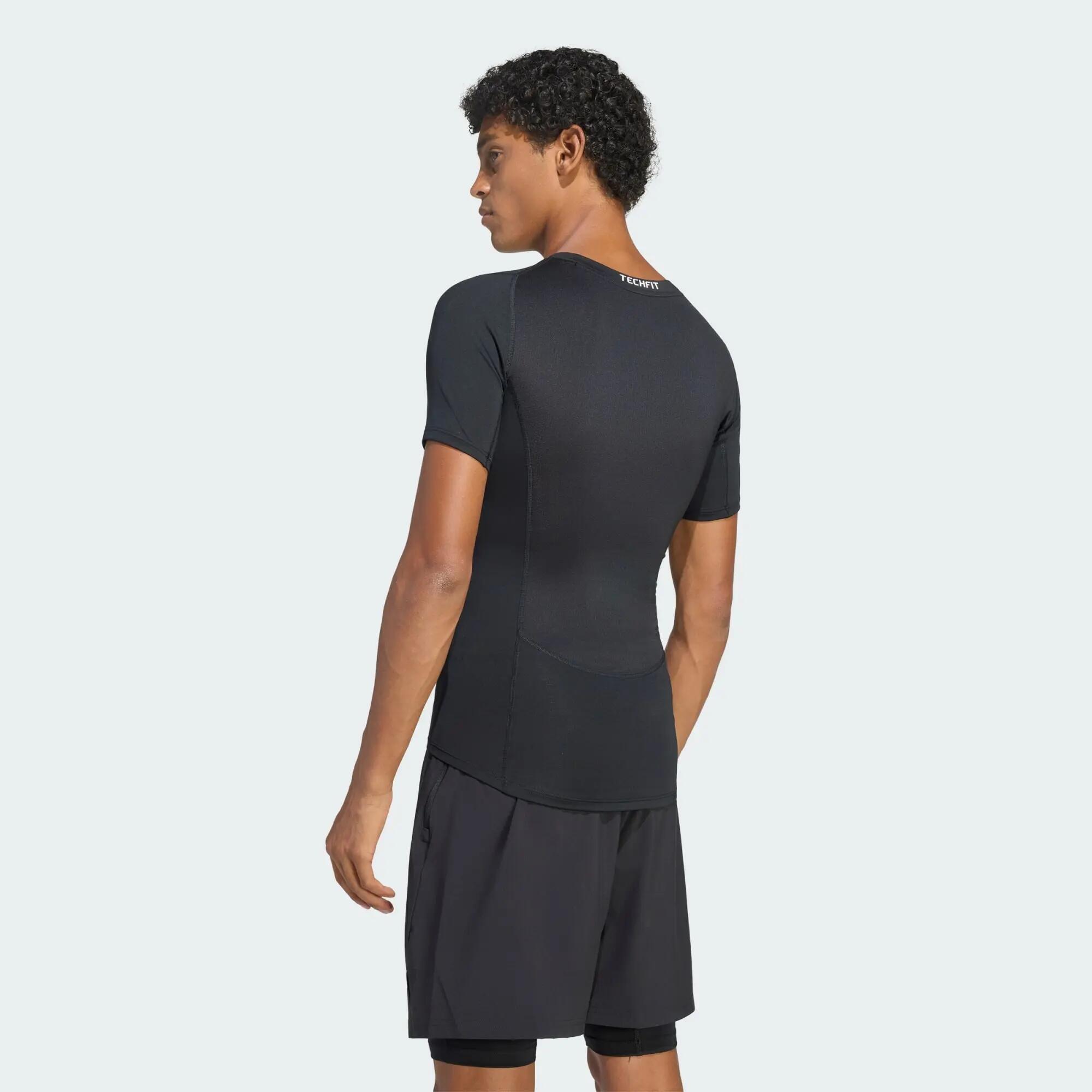TECHFIT Compression Training Tee 3/7