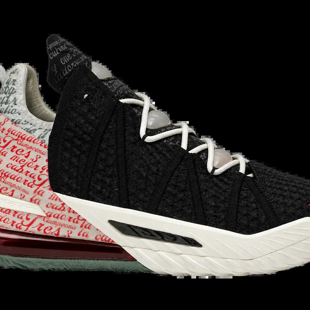 Herren - Basketballschuhe - Nike LeBron 18 - grafisches Design - mehrfarbig