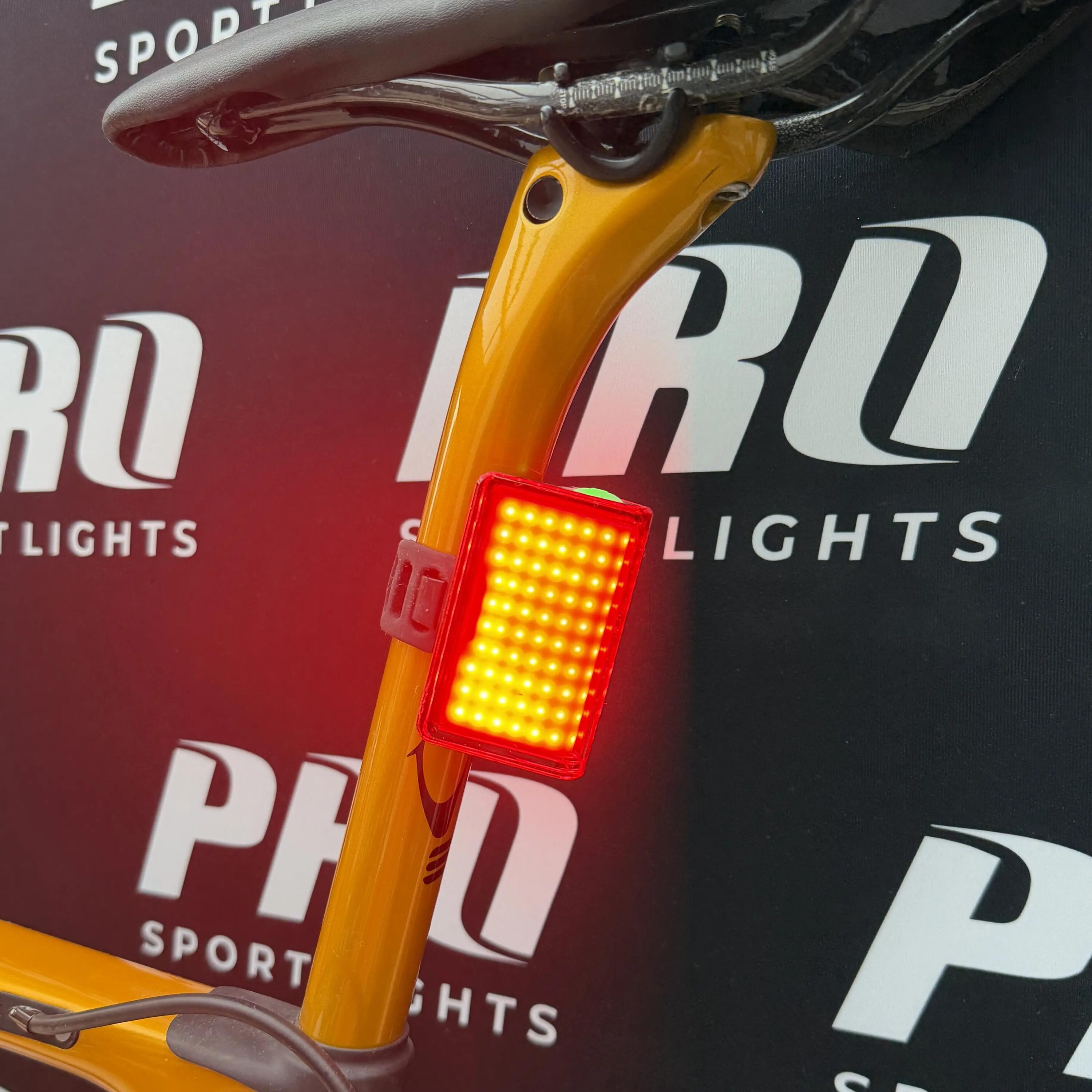 Set di luci per bicicletta 2200 e 300 lumen luce anteriore e luce posteriore 3/15