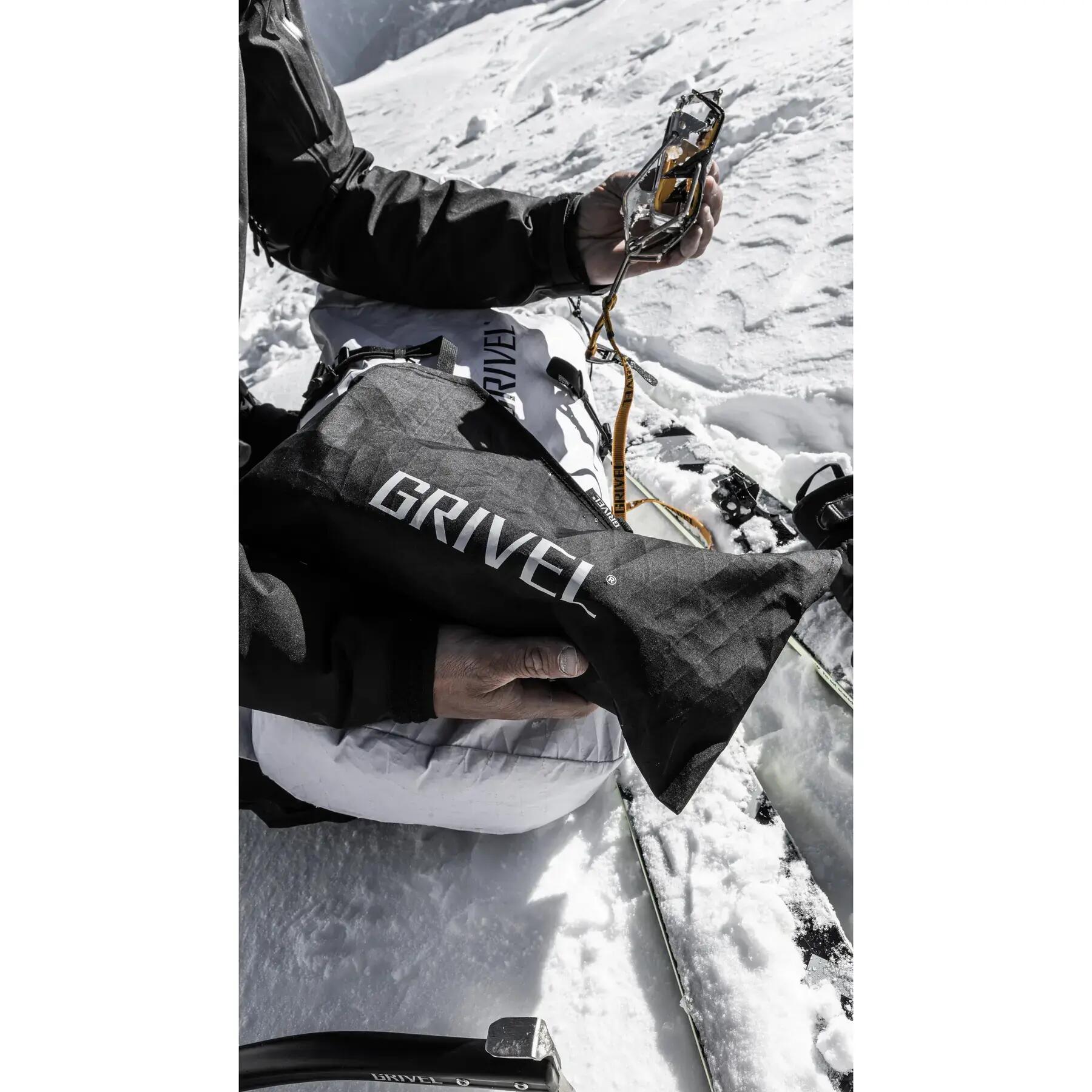 Piolet Grivel Air Tech Racing Aço polido 6/7