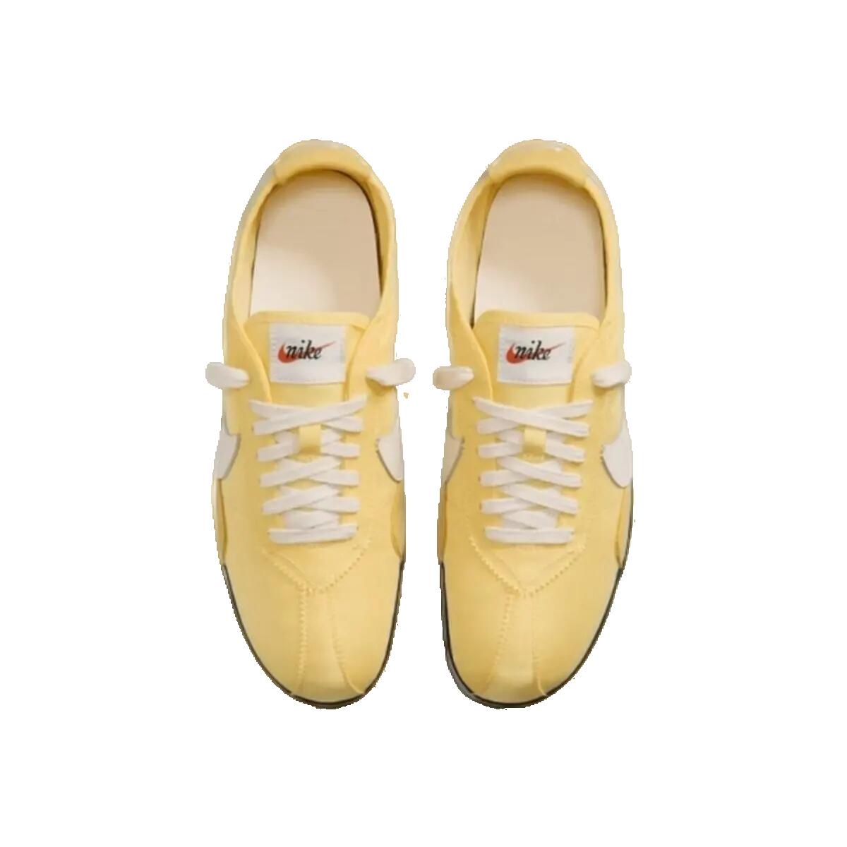 Zapatillas  Moon Shoe Soft Yellow 3/5
