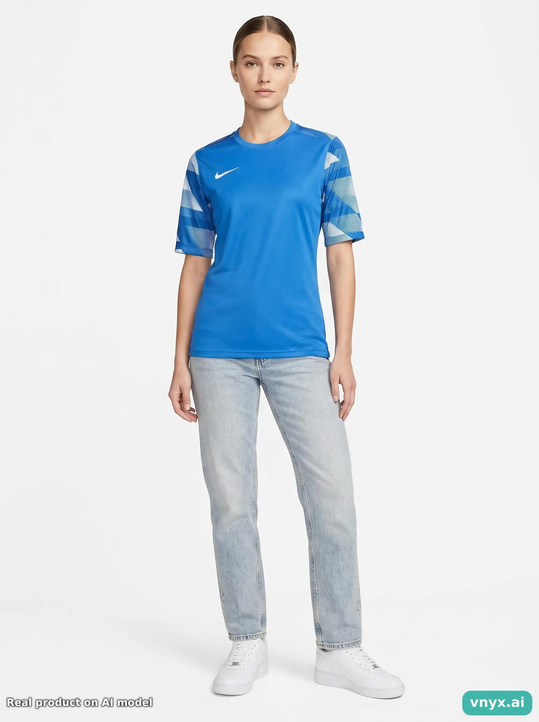 Second Life - Athletic Nike Sports T-Shirt in Blue size M 3/5
