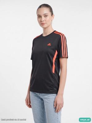 Second life - athletic adidas sports t-shirt in black size m