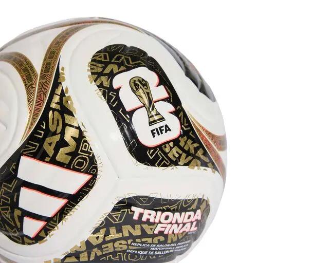 Adidas FIFA World Cup 26 Trionda Final Mini Ball Futbol Topu KE4328 Beyaz 3/3