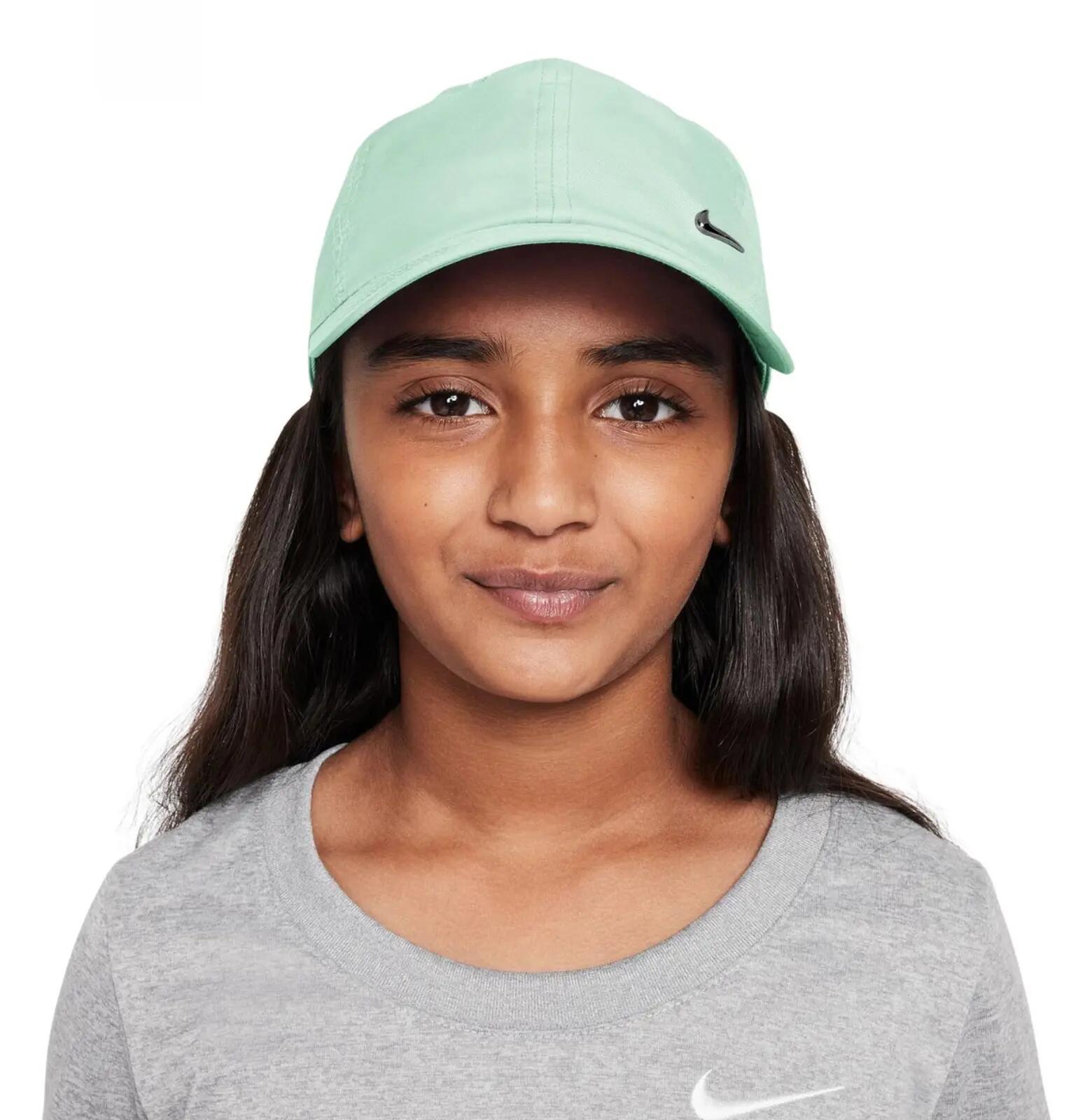NIKE picture