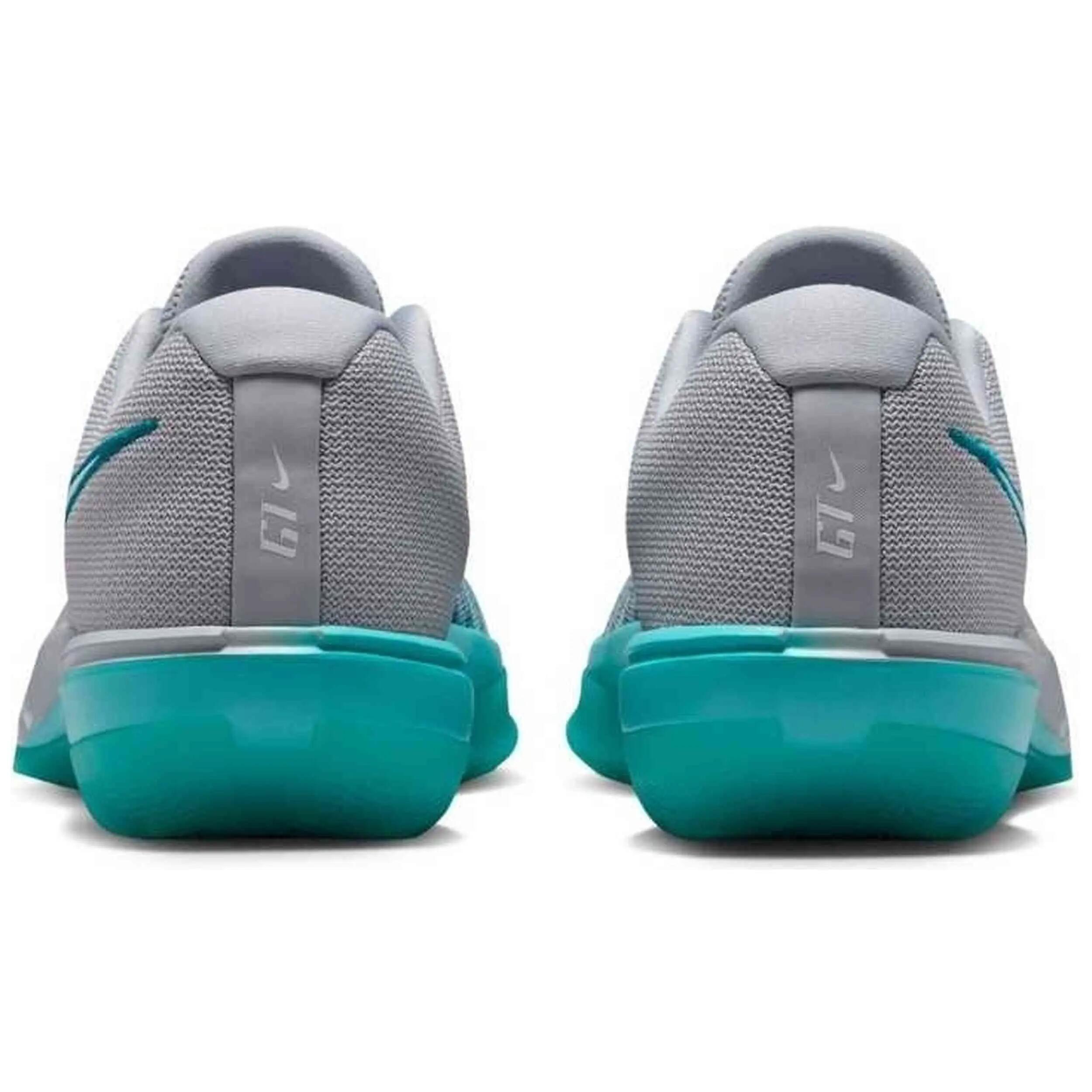 Scarpe da basket Nike modello G.T. Cut Academy 2 "Wolf Grey/Dusty Cac per uomini 4/5