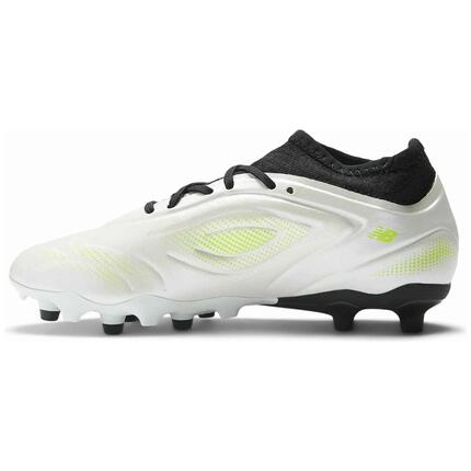 Chaussures de football New Balance modèle Tekela Team Low L pour unisexe enfants